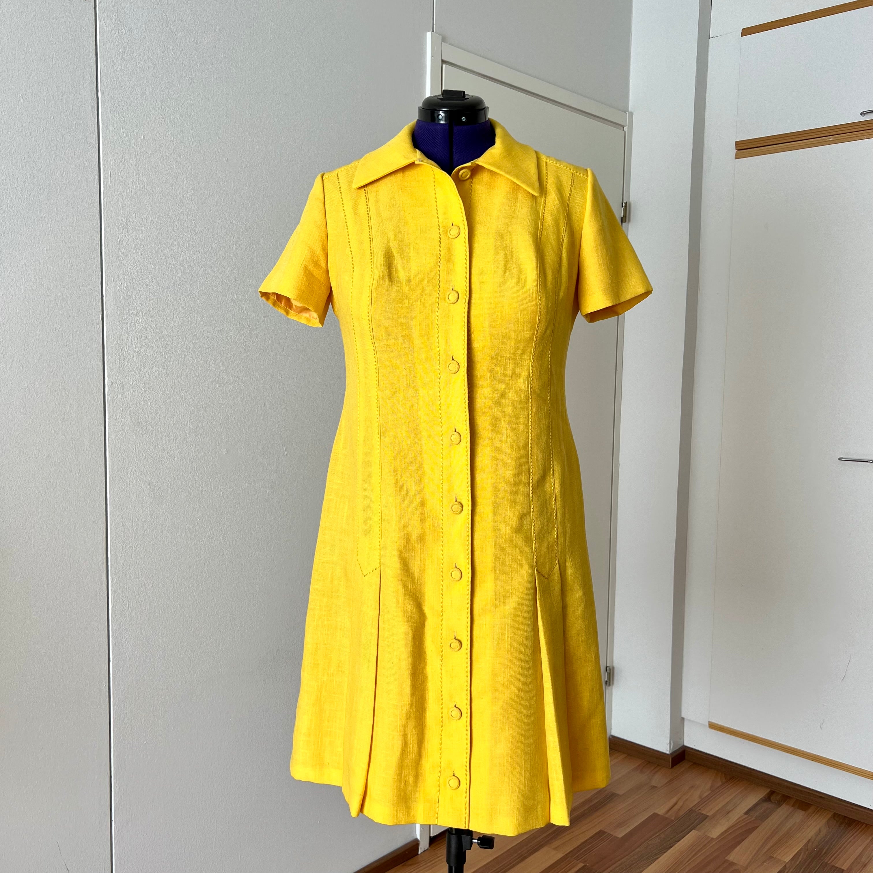 1960s/1970s Vintage Yellow Mod Shirt Dress-Plus Size Aline Button Fron