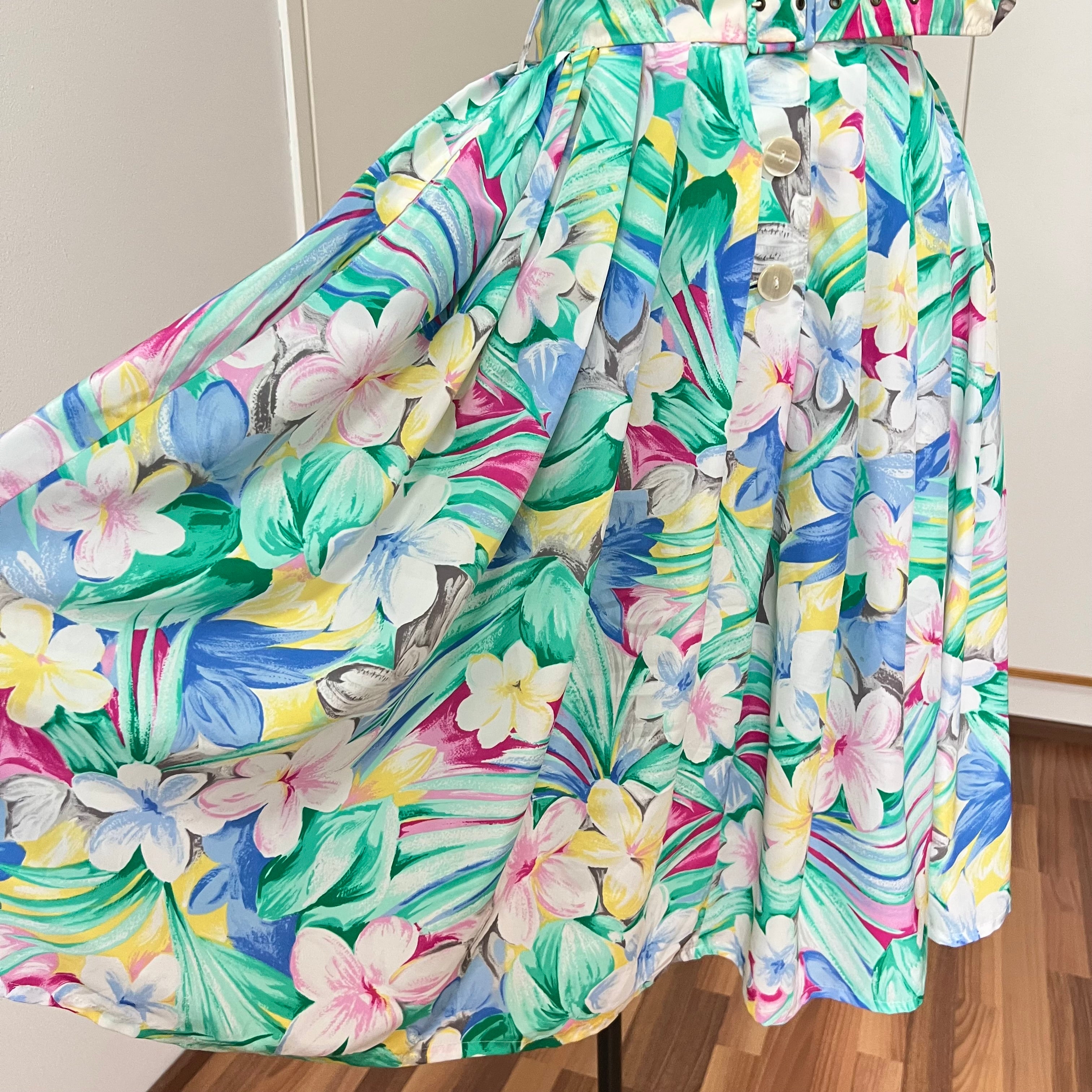 1980s Floral Midi Day Dress French Vintage Button Front Tropical Print Summer Tea Dress