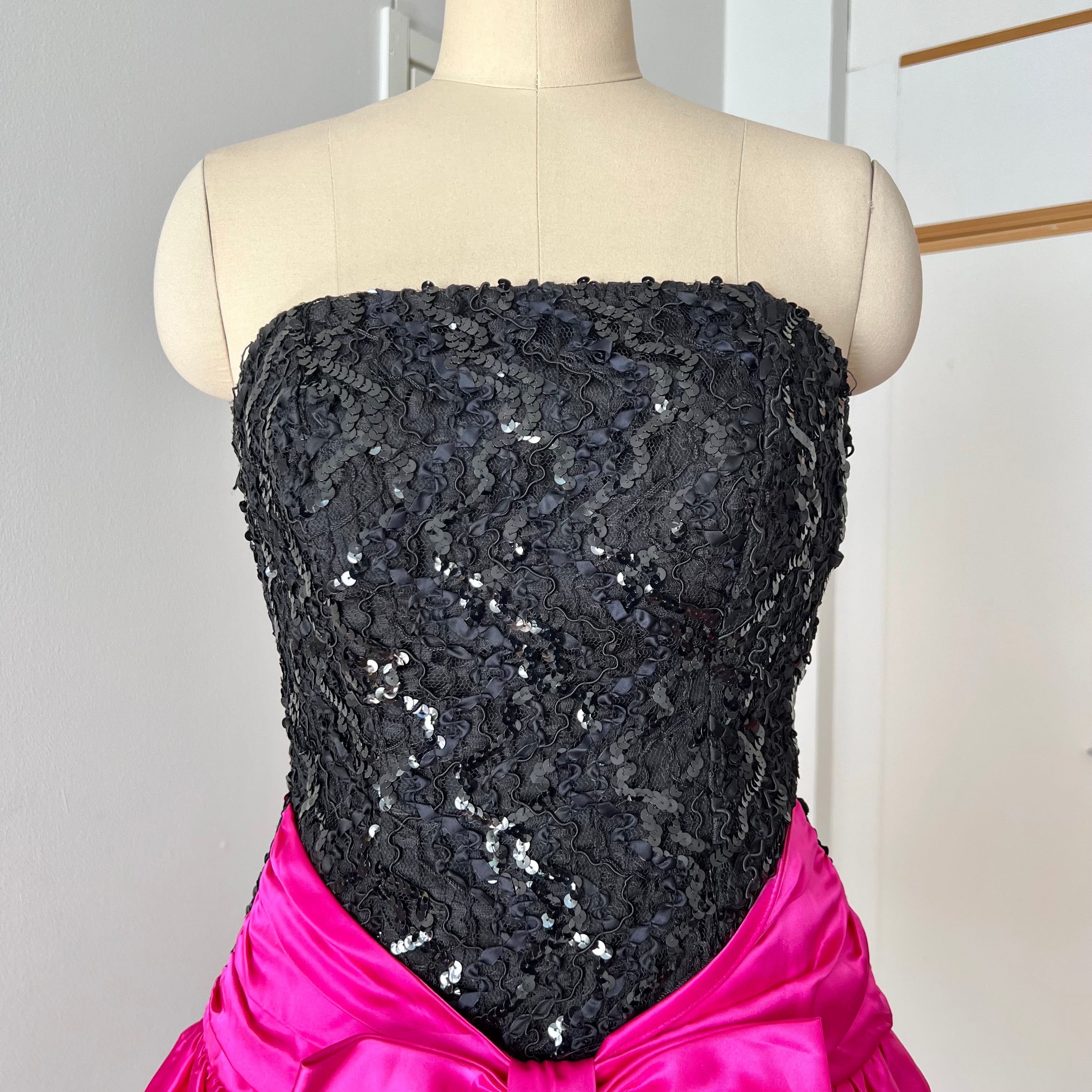 1980s SCARLETT NITE Sequins Party Dress-Vintage Strapless Prom Party Dress ILGWU