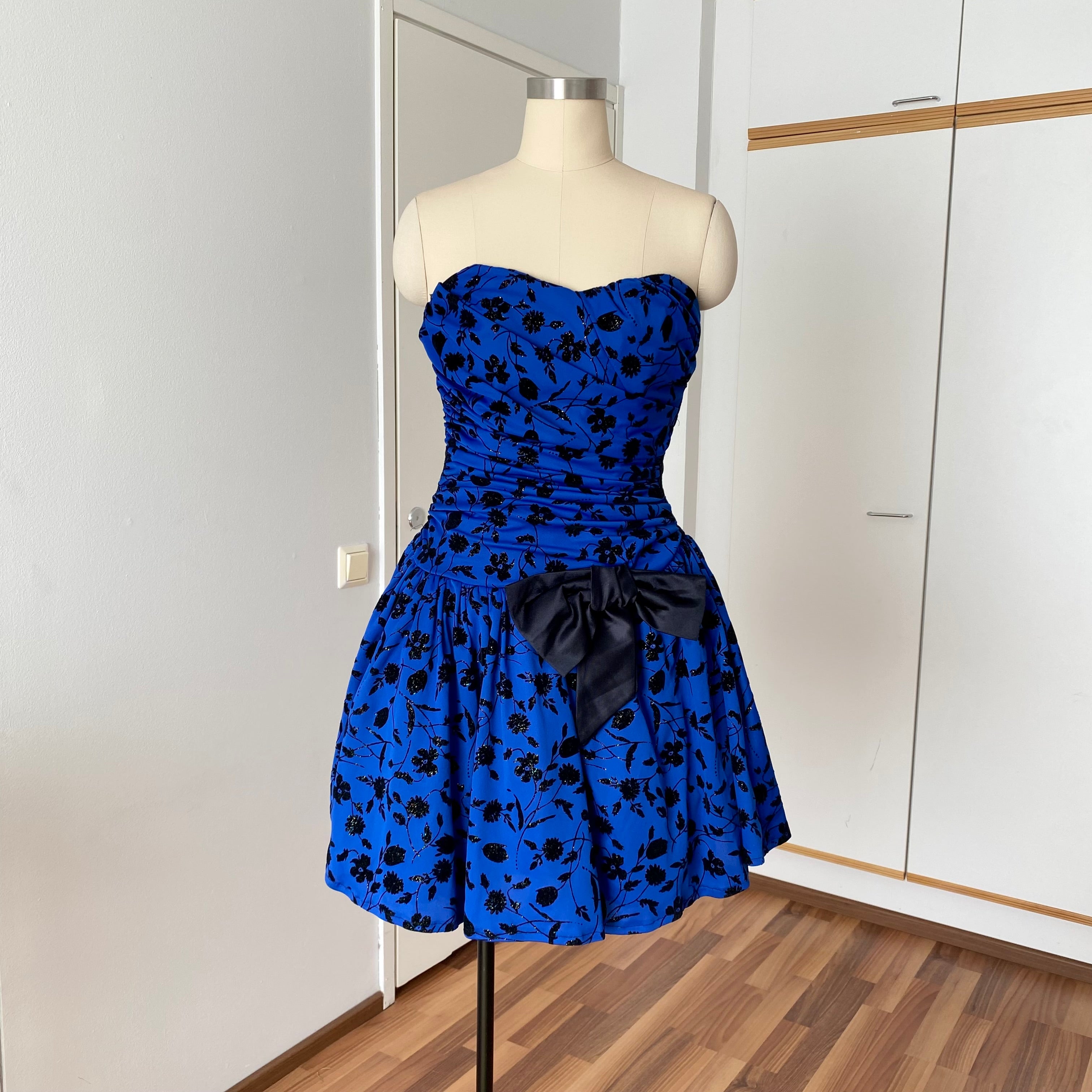 80s PATRICIA Blue Strapless Party Dress-Floral Flocked Mini Prom Dress – Nana's Vintage Shack