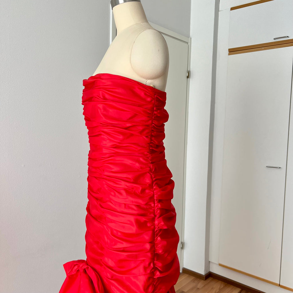 1980s JOHN CHARLES Red Strapless Gown Tiered Cocktail Drop Waist Prom Party