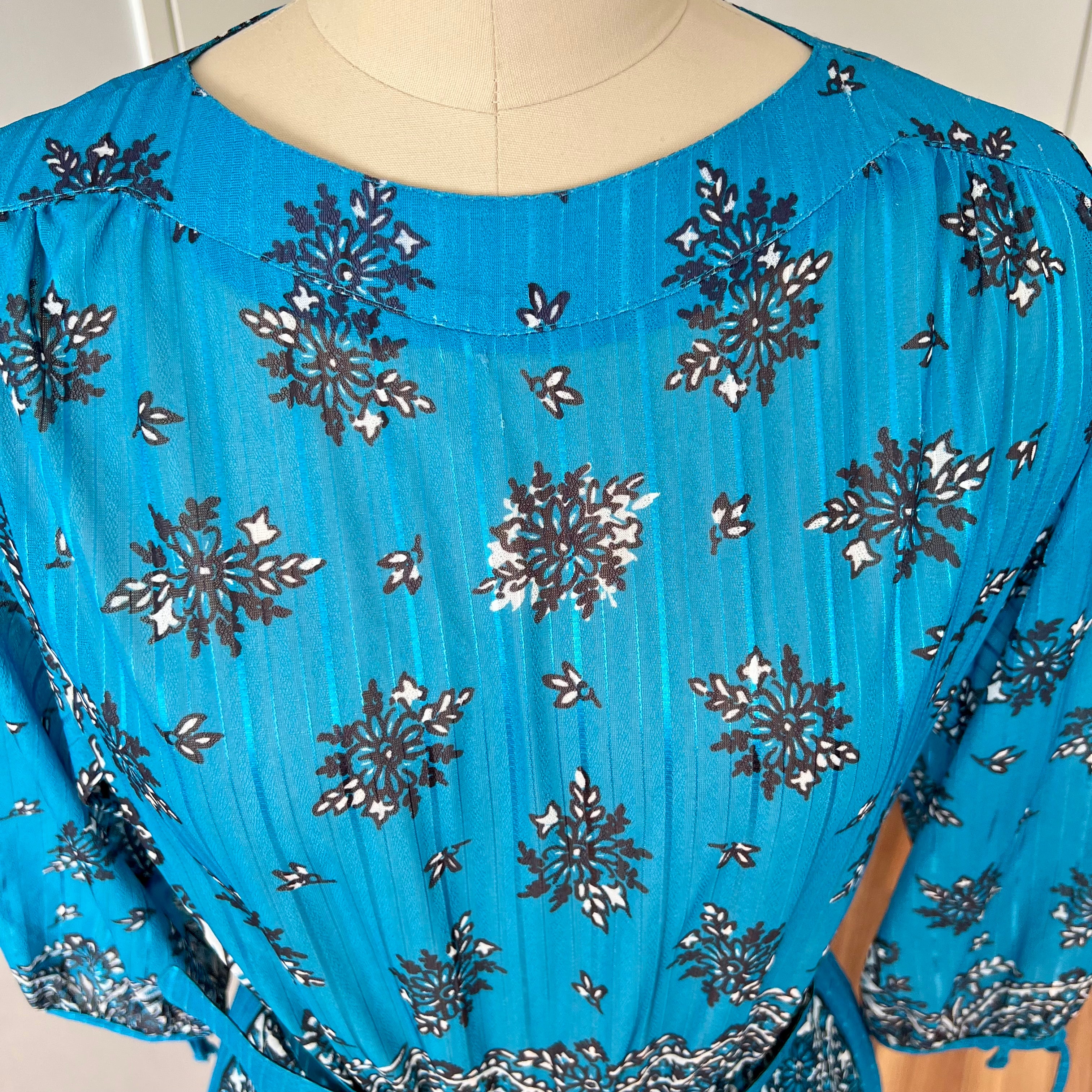 1980s Pleated Boho Midi Dress Blue Floral Print Summer Casual Aline Retro Day