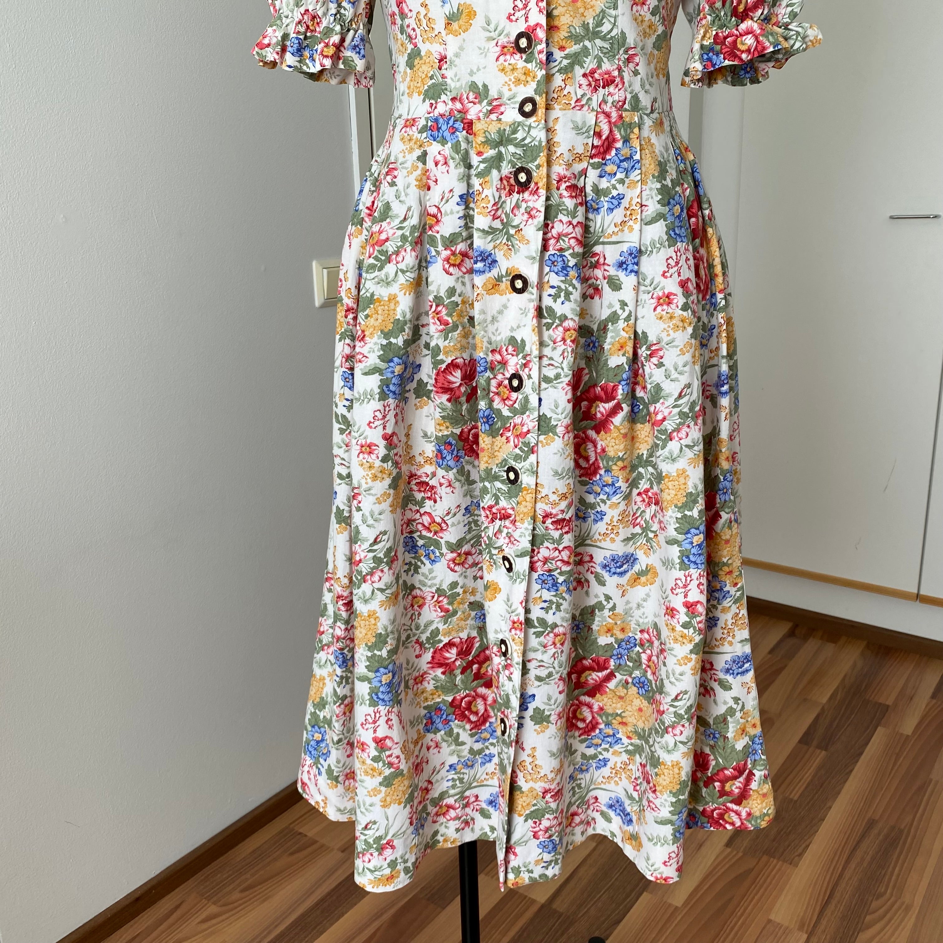80s ALPHORN Floral Midi Dirndl Dress-Bavarian Puff Sleeves Trachten Dress