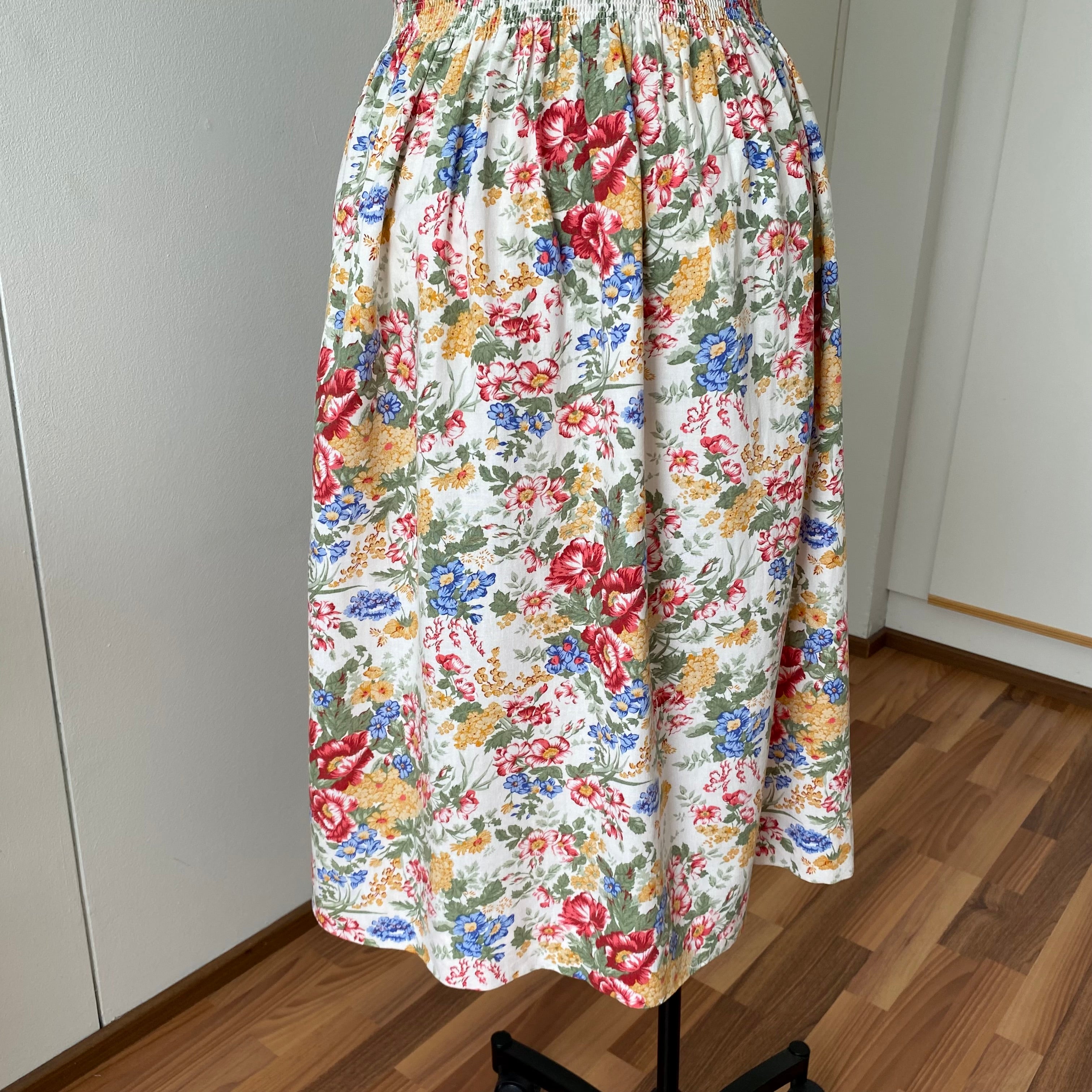 80s ALPHORN Floral Midi Dirndl Dress-Bavarian Puff Sleeves Trachten Dress