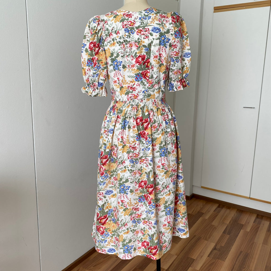 80s ALPHORN Floral Midi Dirndl Dress-Bavarian Puff Sleeves Trachten Dress