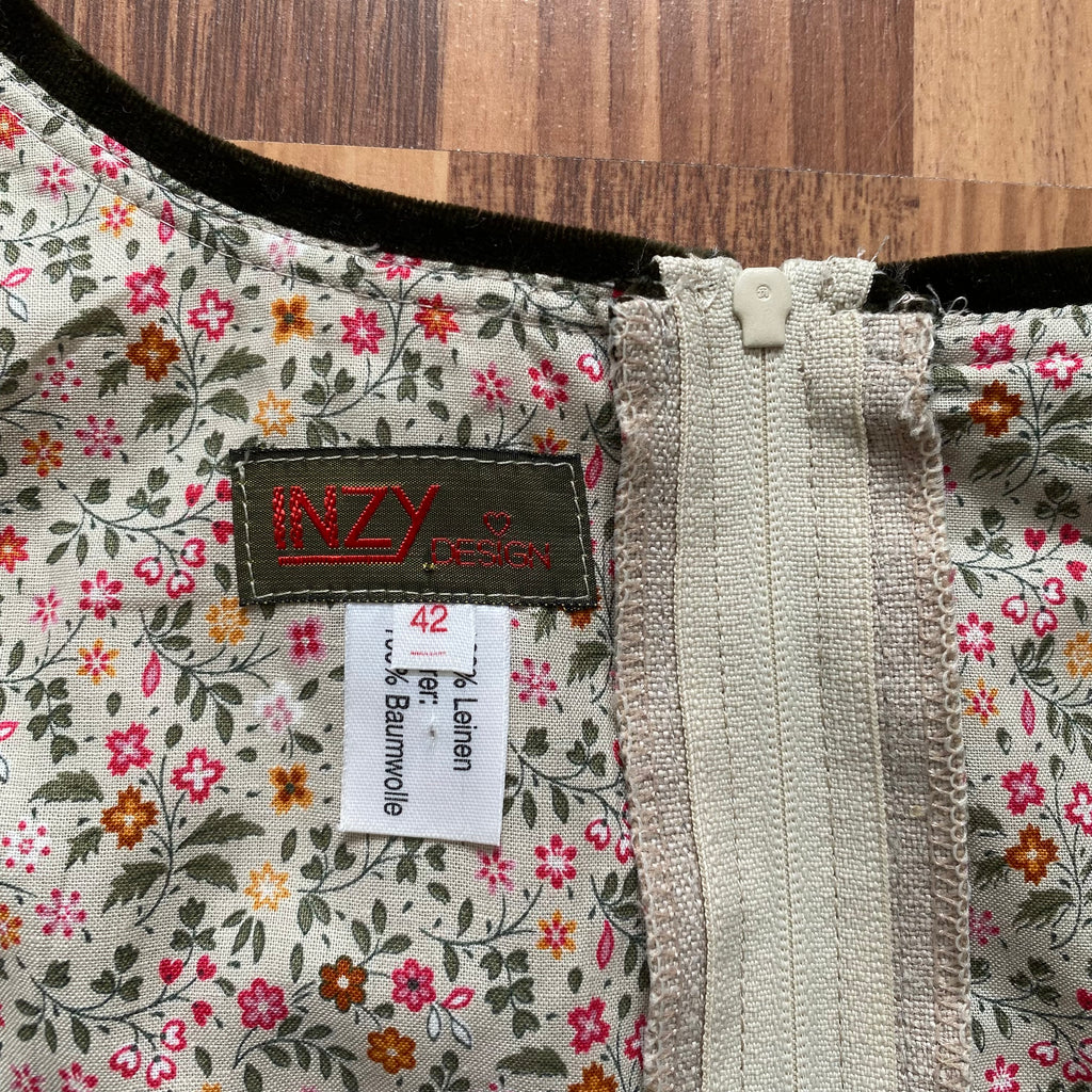 80s INZY DESIGN Linen Trachten Dress-Puff Sleeves Austrian Dirndl Dress