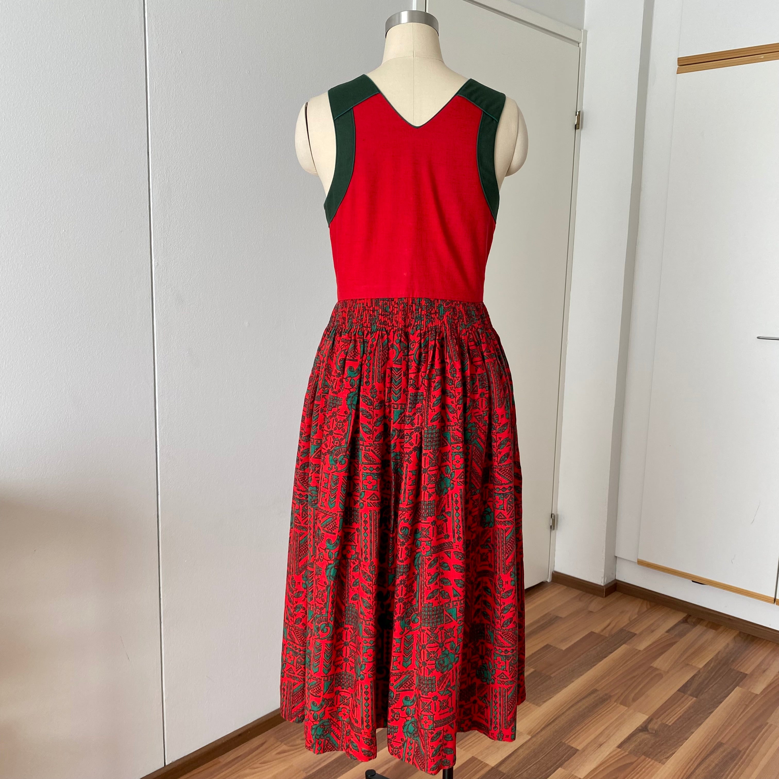 Vintage Bavarian Trachten Dirndl Dress-Austrian Folk Print Oktoberfest Dress