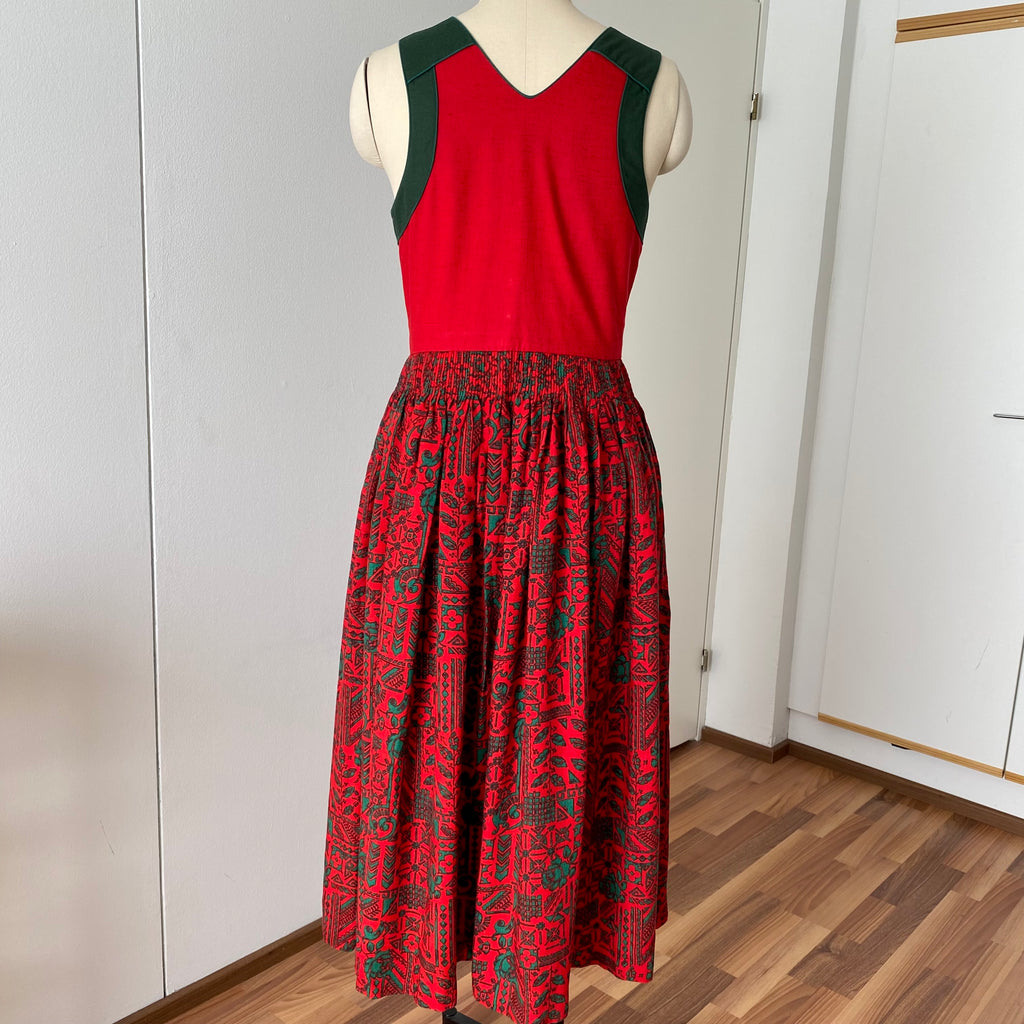 Vintage Bavarian Trachten Dirndl Dress-Austrian Folk Print Oktoberfest Dress