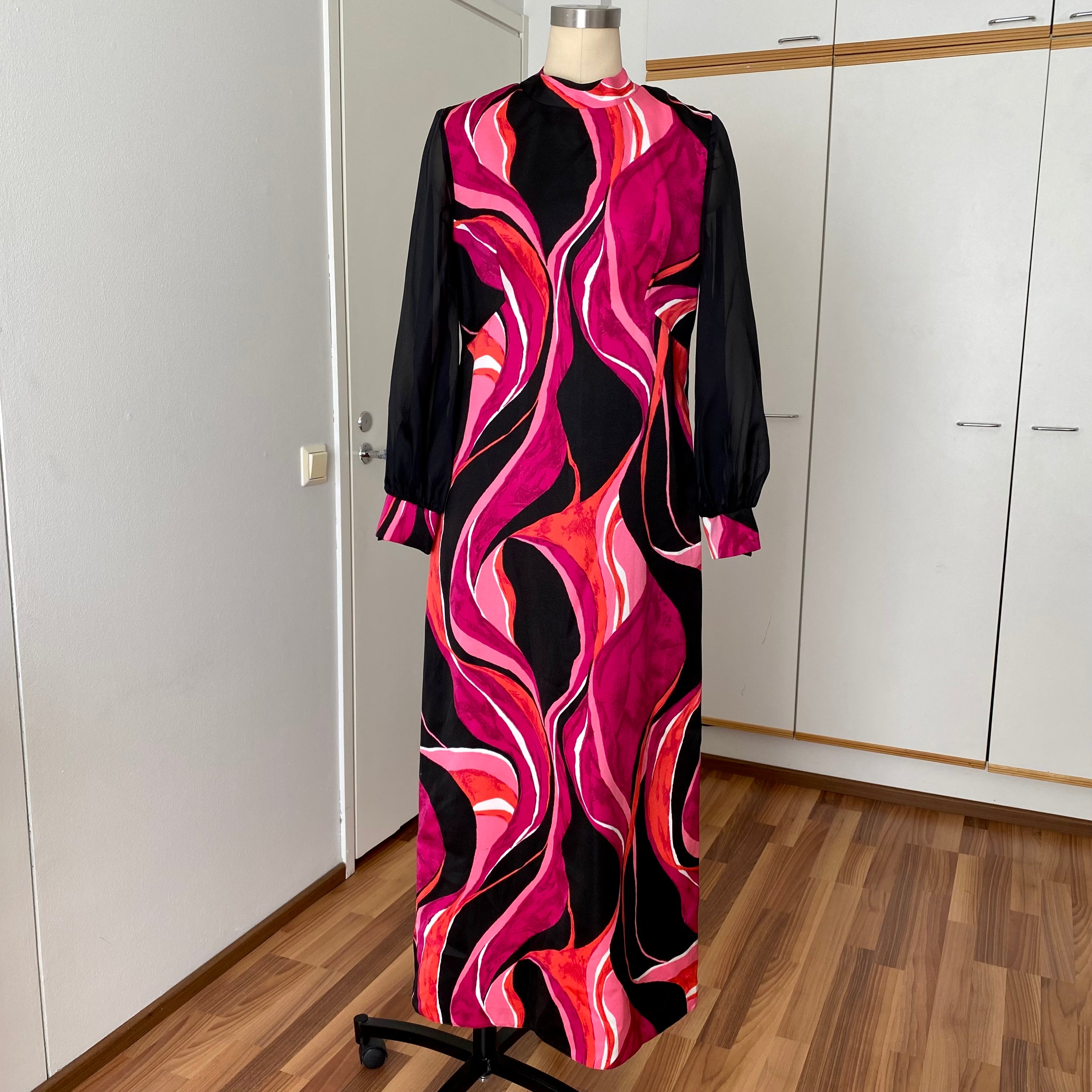 1970s MK MODELL Psychedelic Maxi Dress-Diolen Apart Mod Long Sleeves Evening Dress