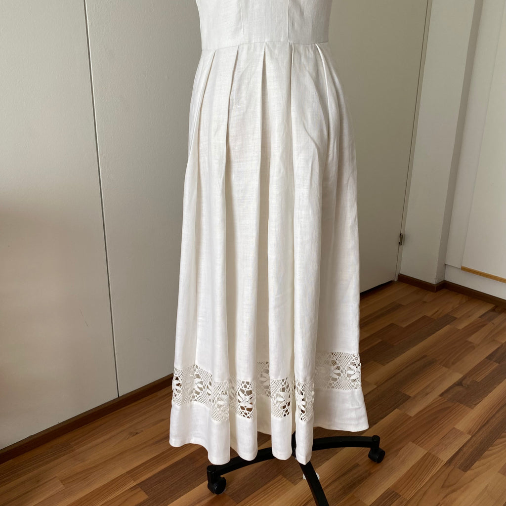 90s Vintage White Austrian Dirndl Dress-Bavarian Folk Trachten Dress