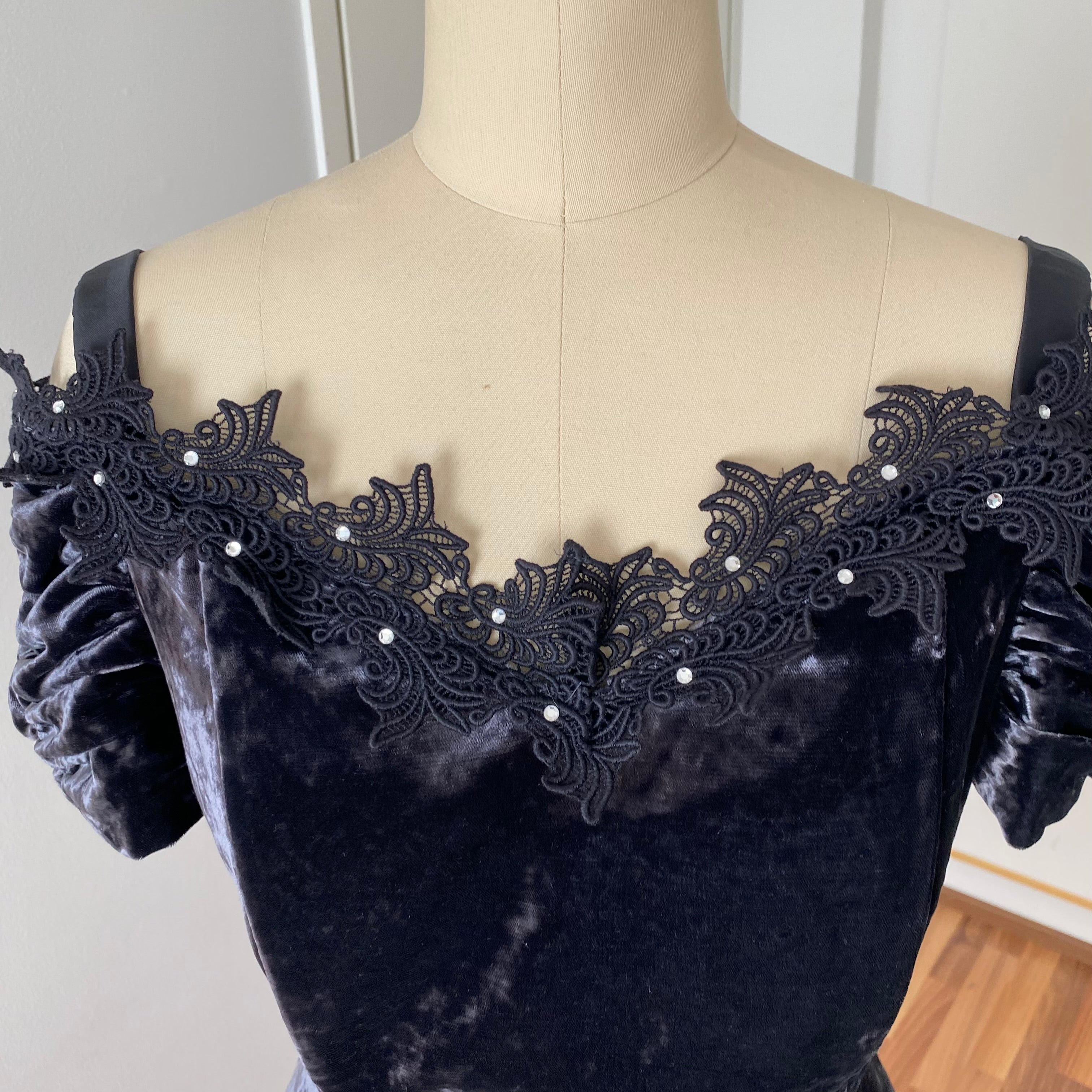 1990s Velvet Lace Trim Party Dress-Whimsygoth Off Shoulder Mini Dress