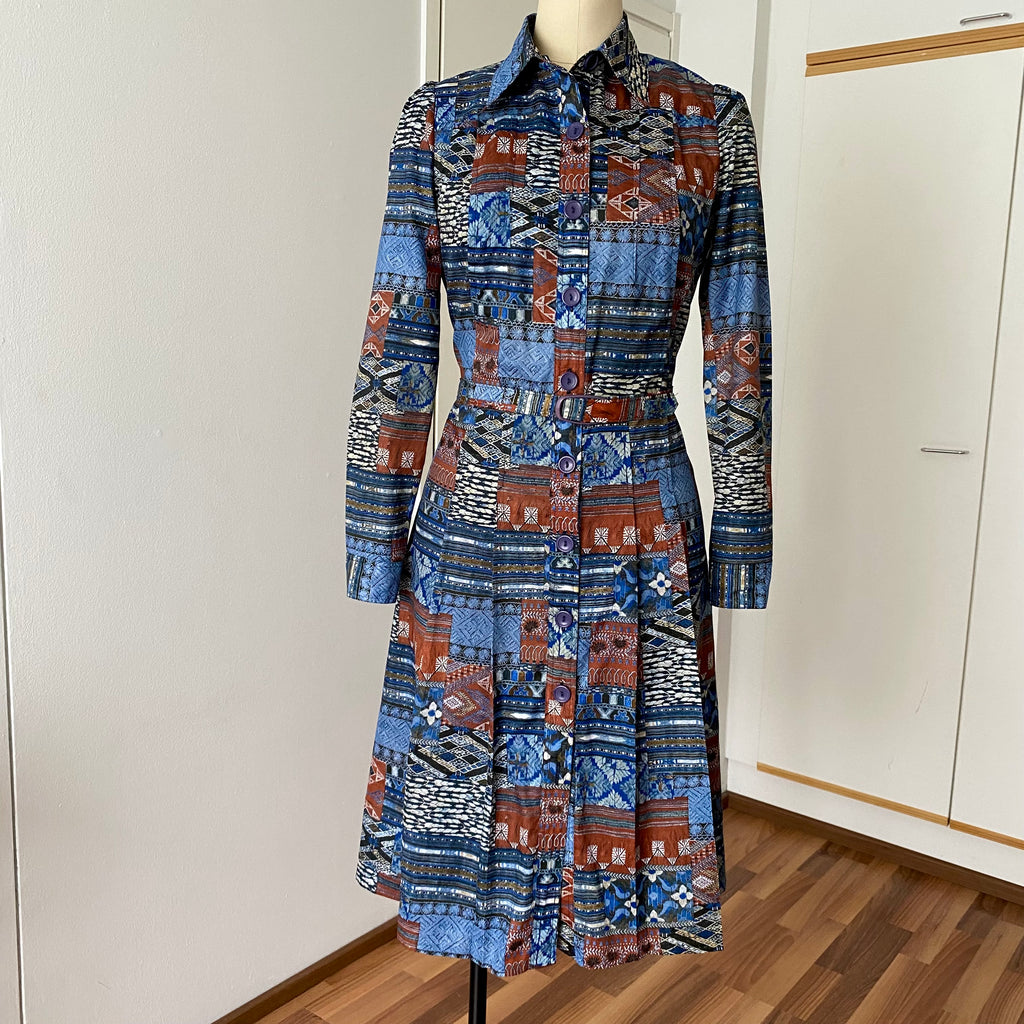 1970s BETTY BARCLAY Boho Shirt Dress-Patchwork Print Belted Hippie Folk Midi Dress