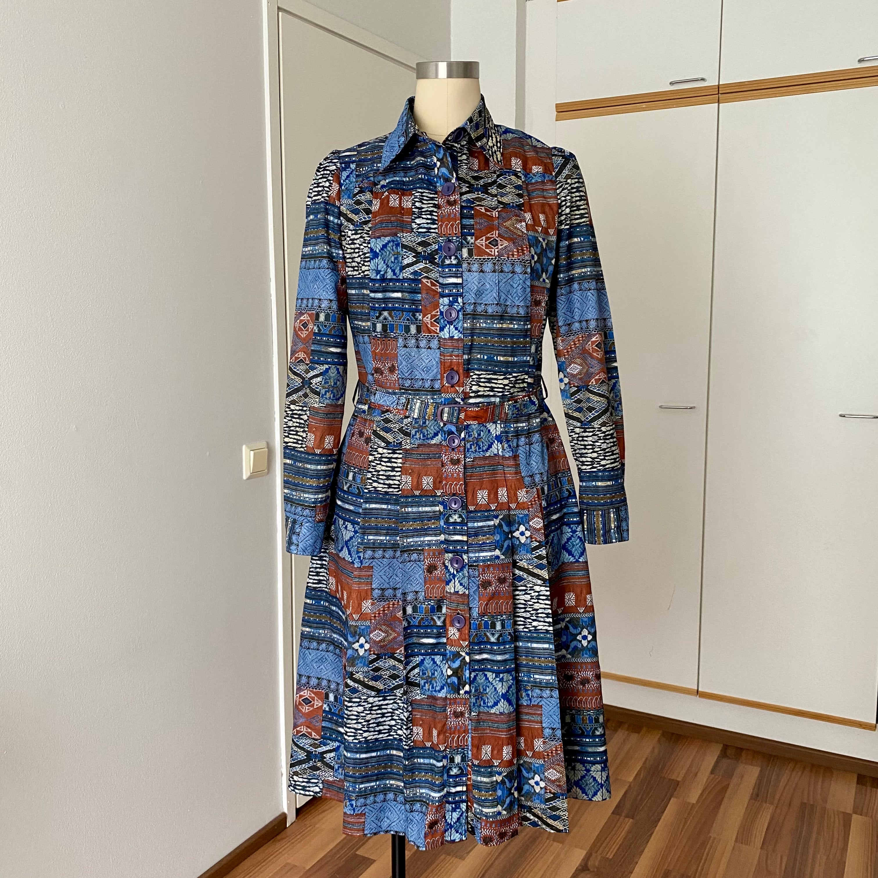 1970s BETTY BARCLAY Boho Shirt Dress-Patchwork Print Belted Hippie Folk Midi Dress