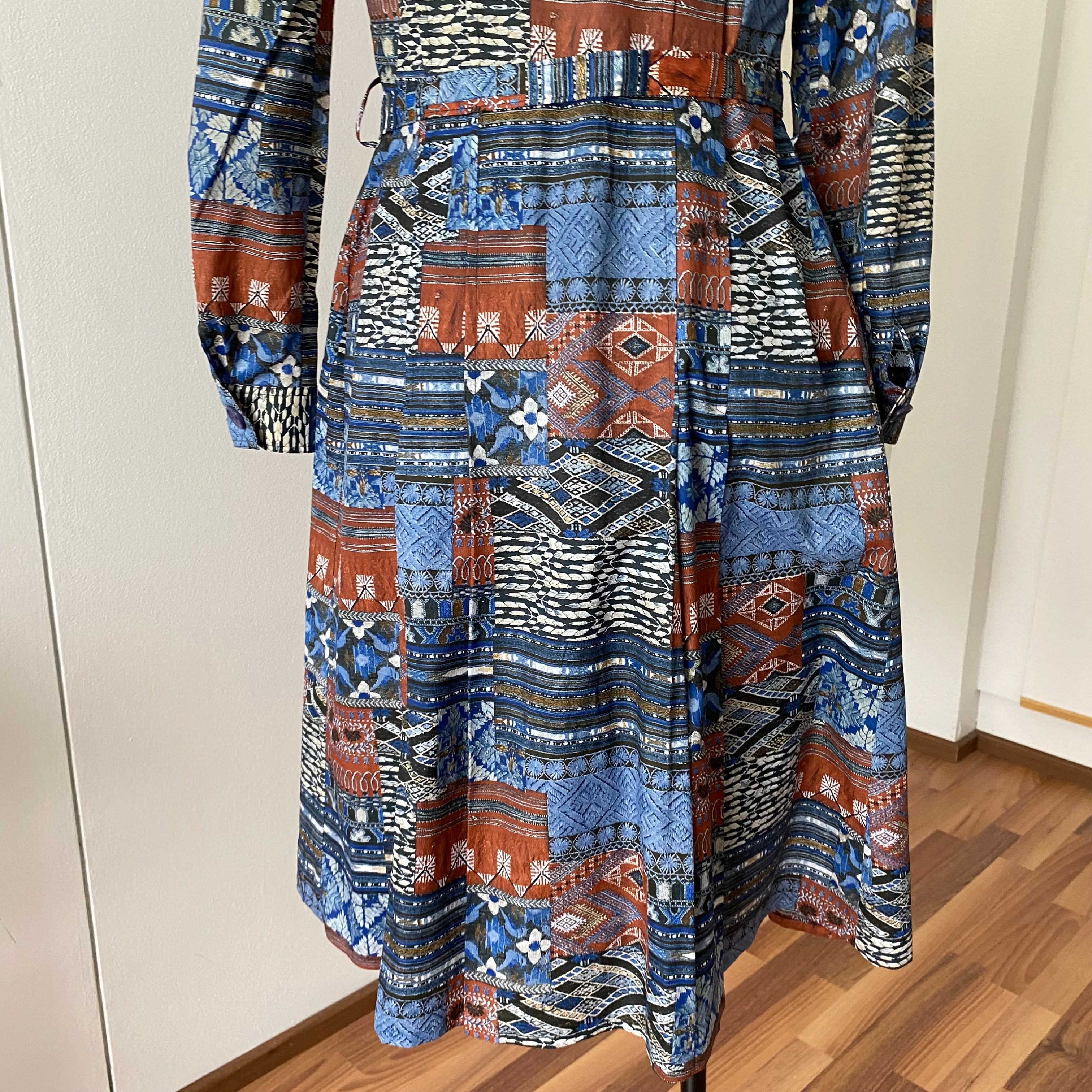 1970s BETTY BARCLAY Boho Shirt Dress-Patchwork Print Belted Hippie Folk Midi Dress