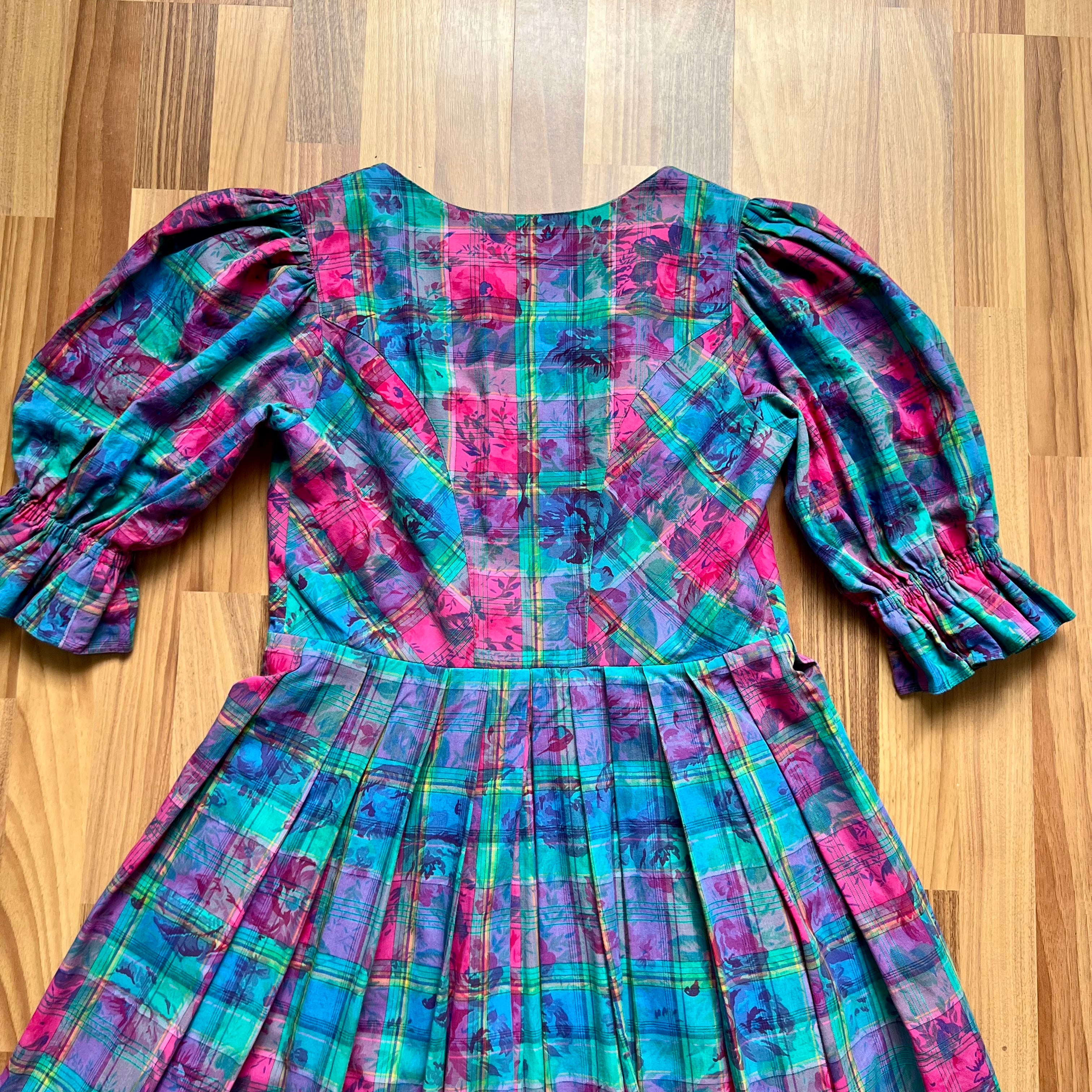 Vintage 80s Austrian Trachten Dress-Bavarian Floral Plaid Dirndl Oktoberfest Dress EU 42
