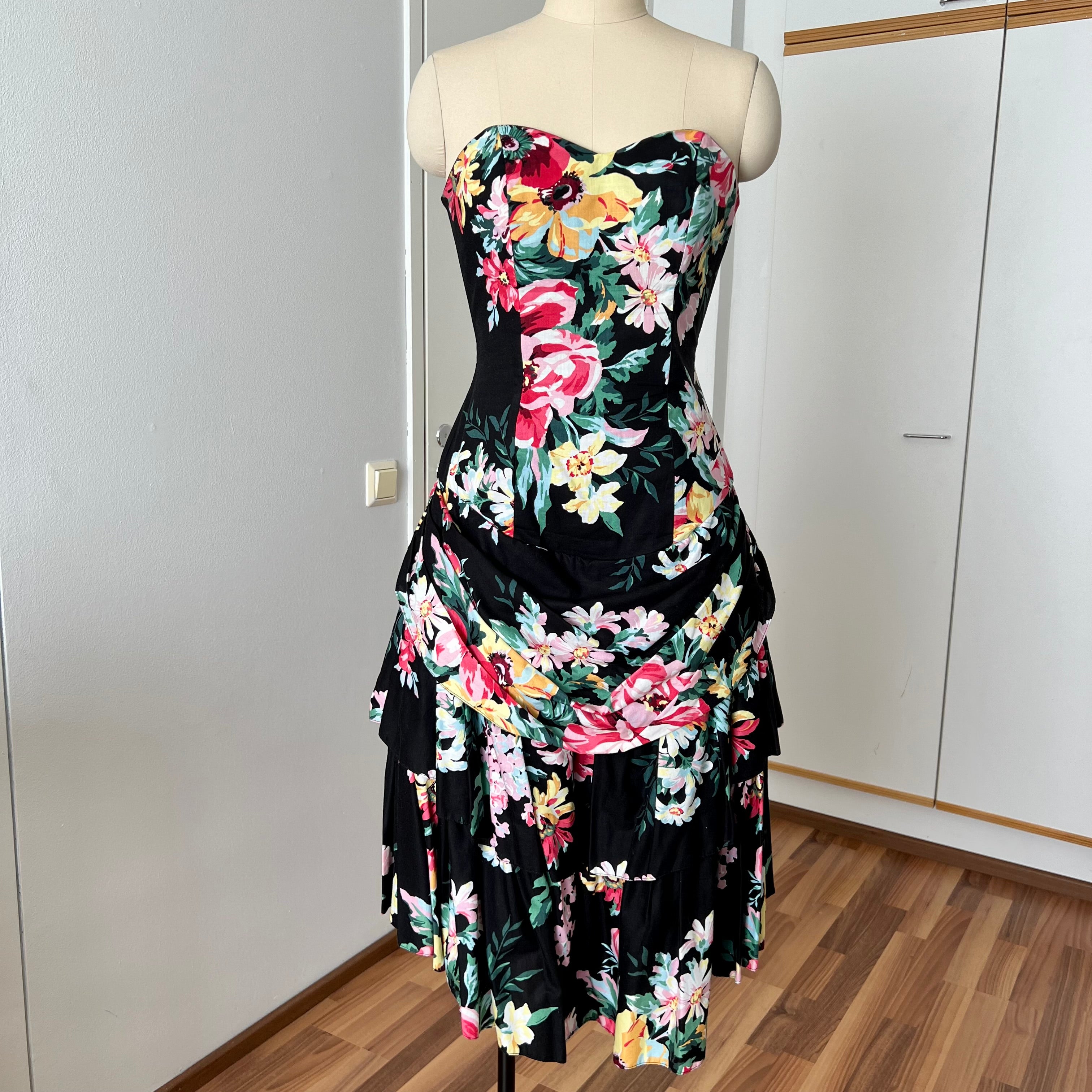 1980s Cotton Floral Corset Party Dress-Sweetheart Strapless Drop Waist Dress