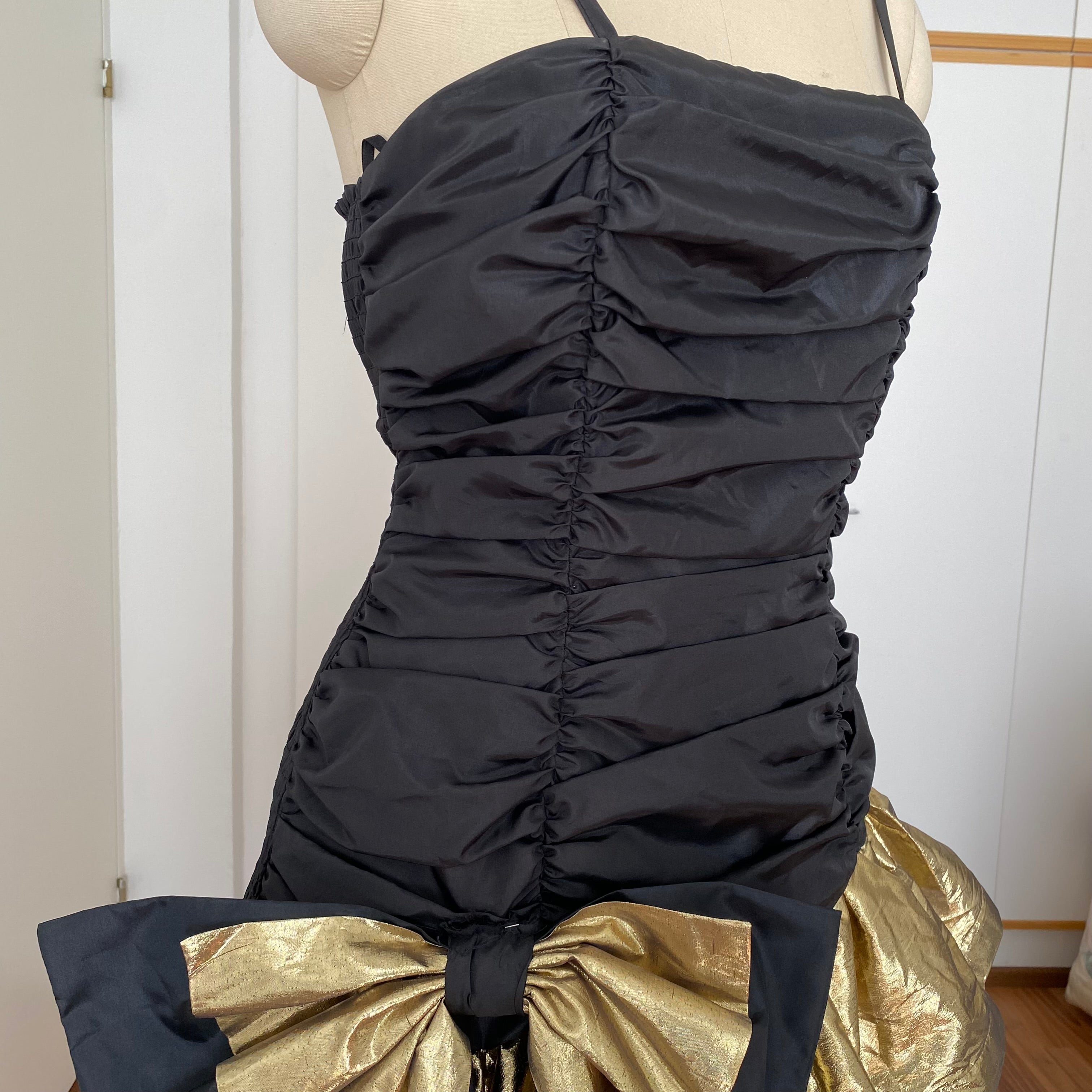 1980s YESSICA Ruffle Prom Party Dress-Spaghetti Straps Ruched Metallic Gown
