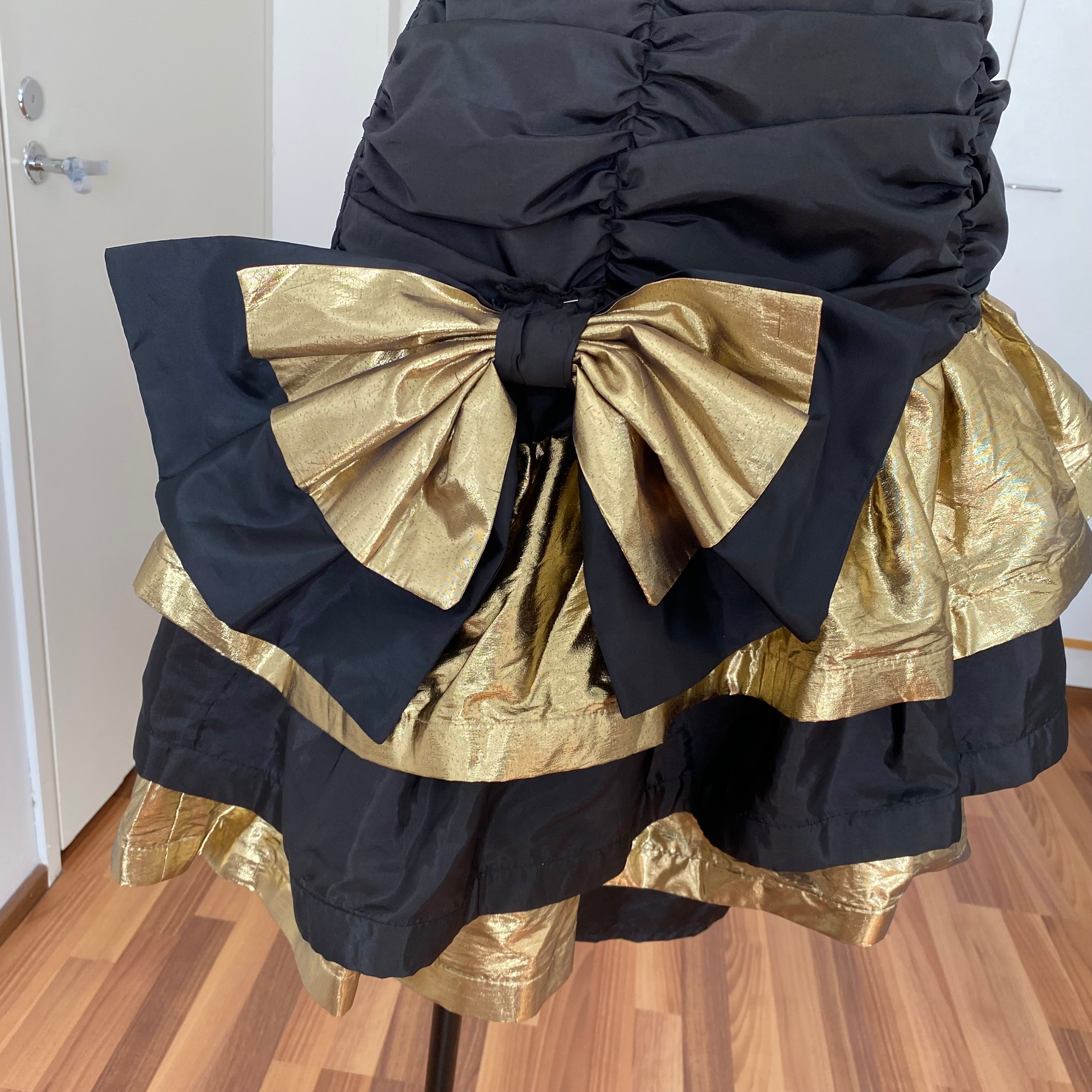 1980s YESSICA Ruffle Prom Party Dress-Spaghetti Straps Ruched Metallic Gown