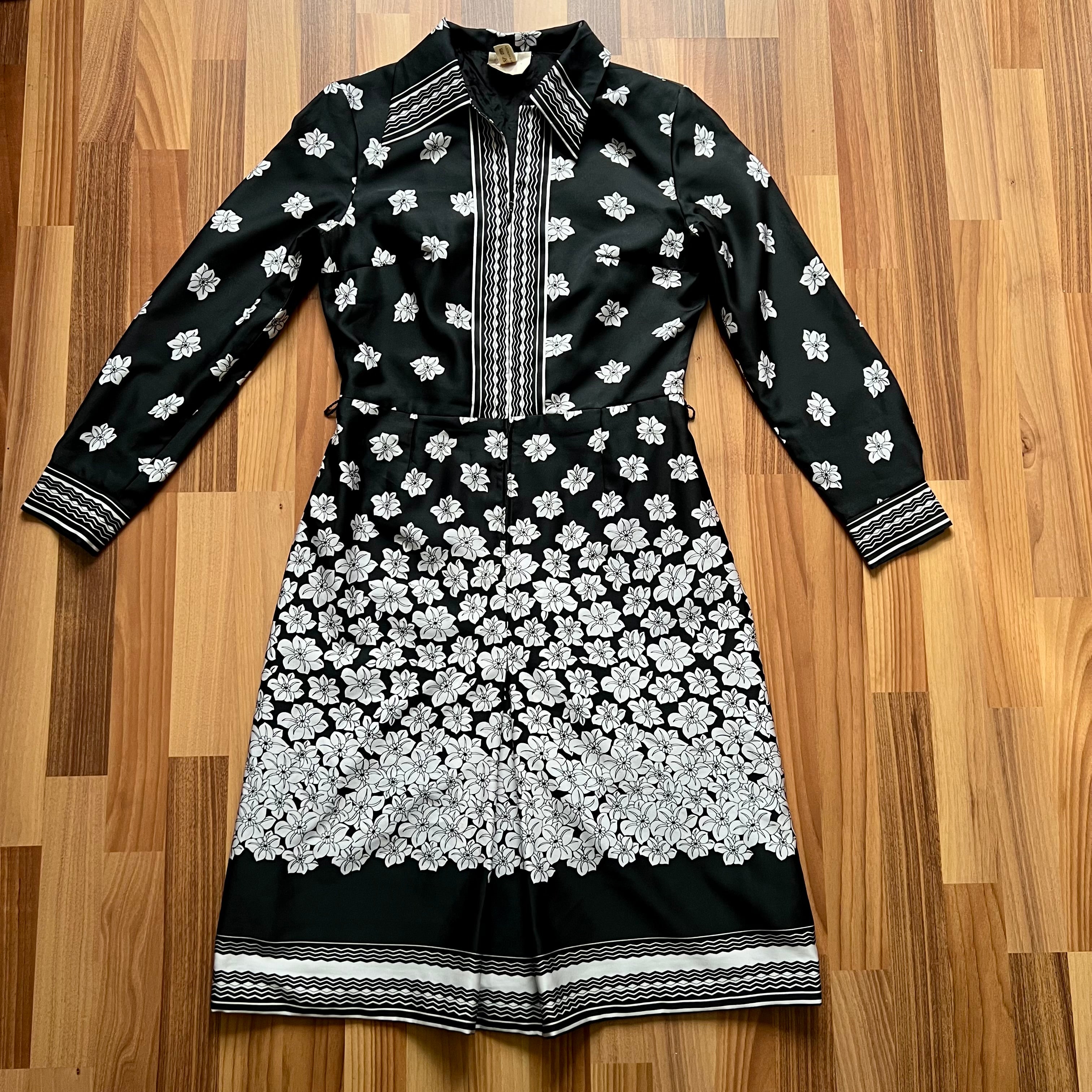 1970s Vintage Floral Shirt Dress Trevira-Dagger Collar Long Sleeves Shirt Dress