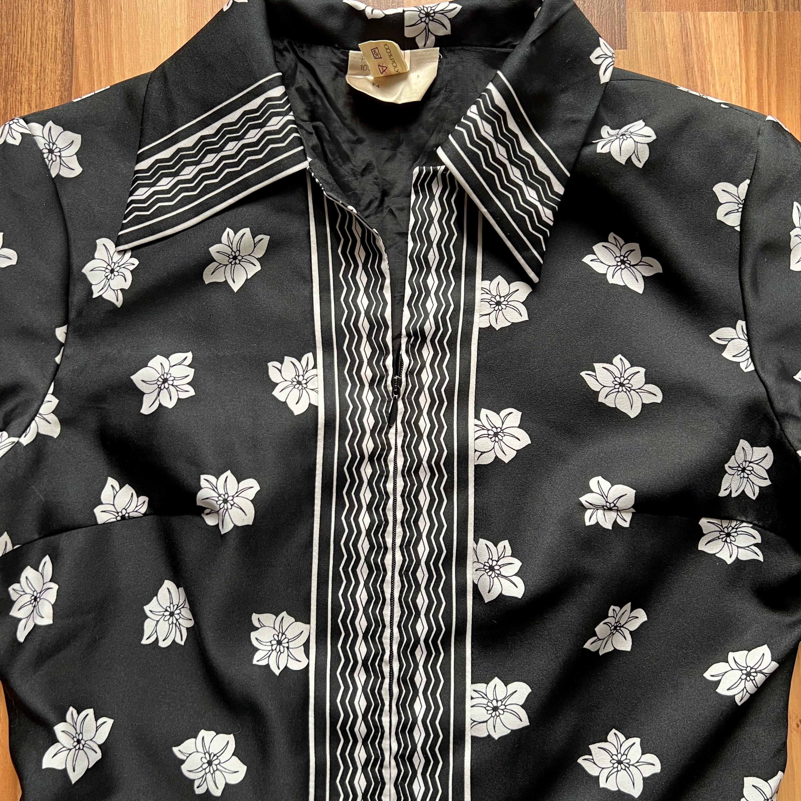 1970s Vintage Floral Shirt Dress Trevira-Dagger Collar Long Sleeves Shirt Dress