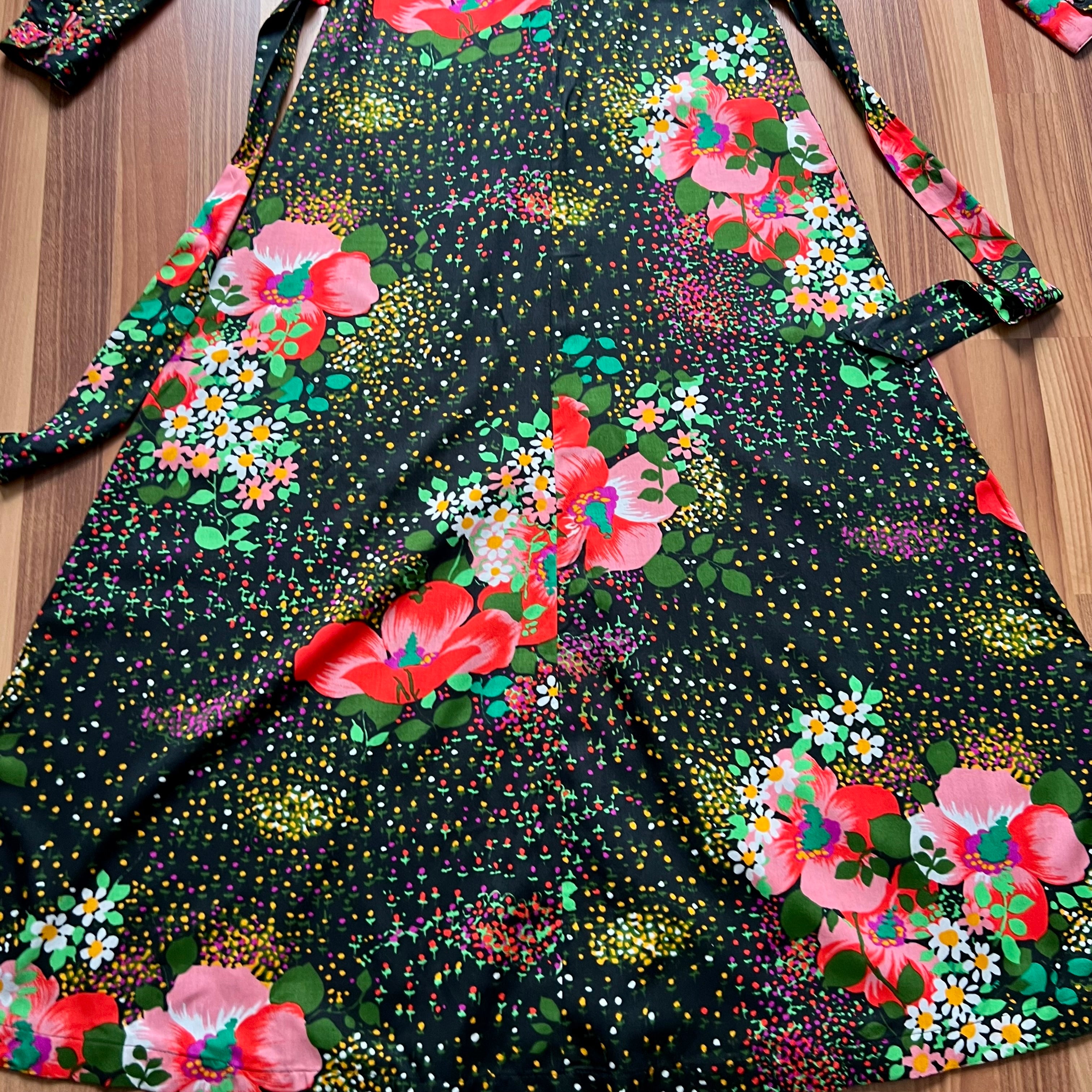 1970s Button Front Floral Maxi Dress-Long Sleeves Dagger Collar Shirt Dress-Psychedelic Mod Aline Dress