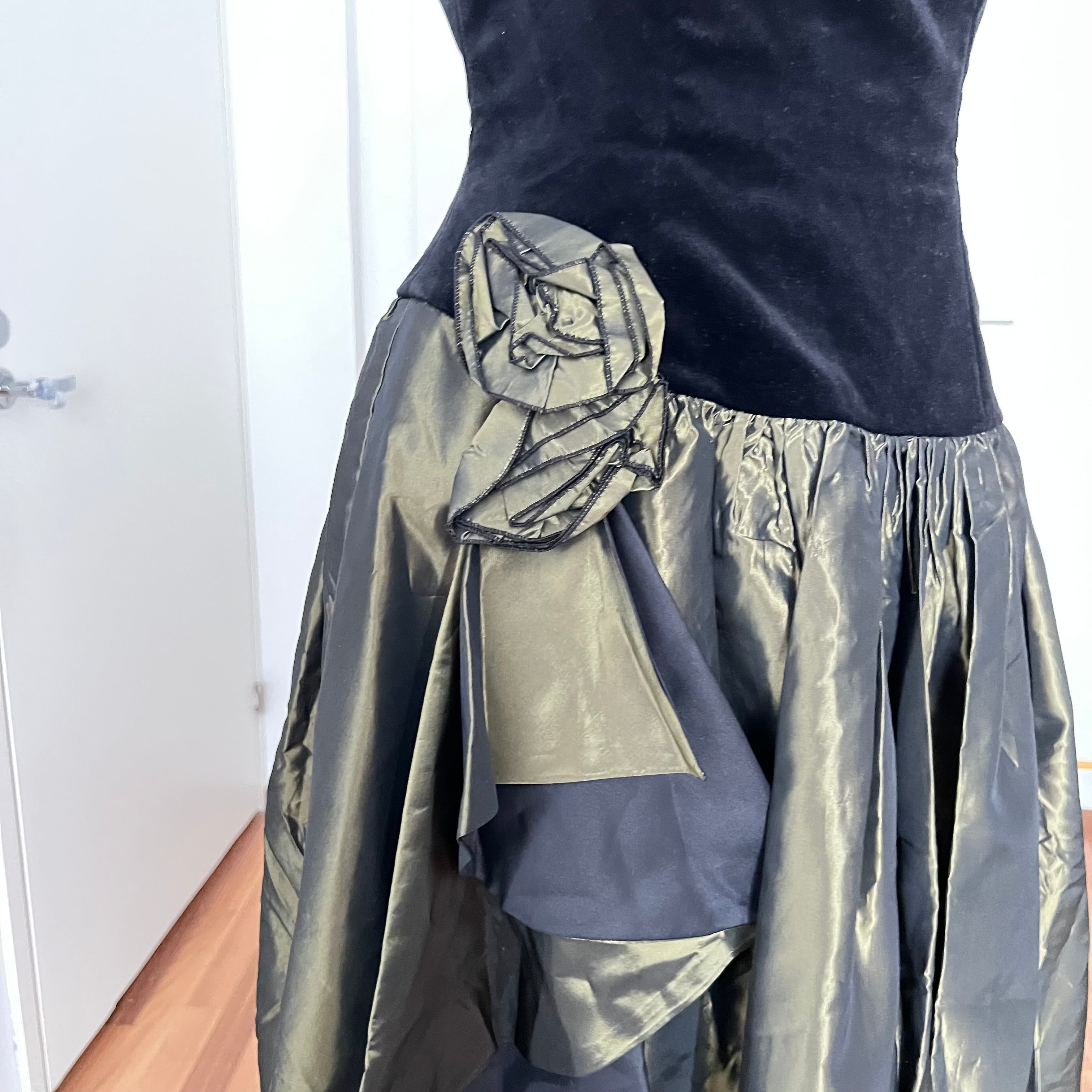 1980s Yessica Taffeta Prom Dress: Velvet Bodice, Metallic Skirt, Rosette Accent Party Gown