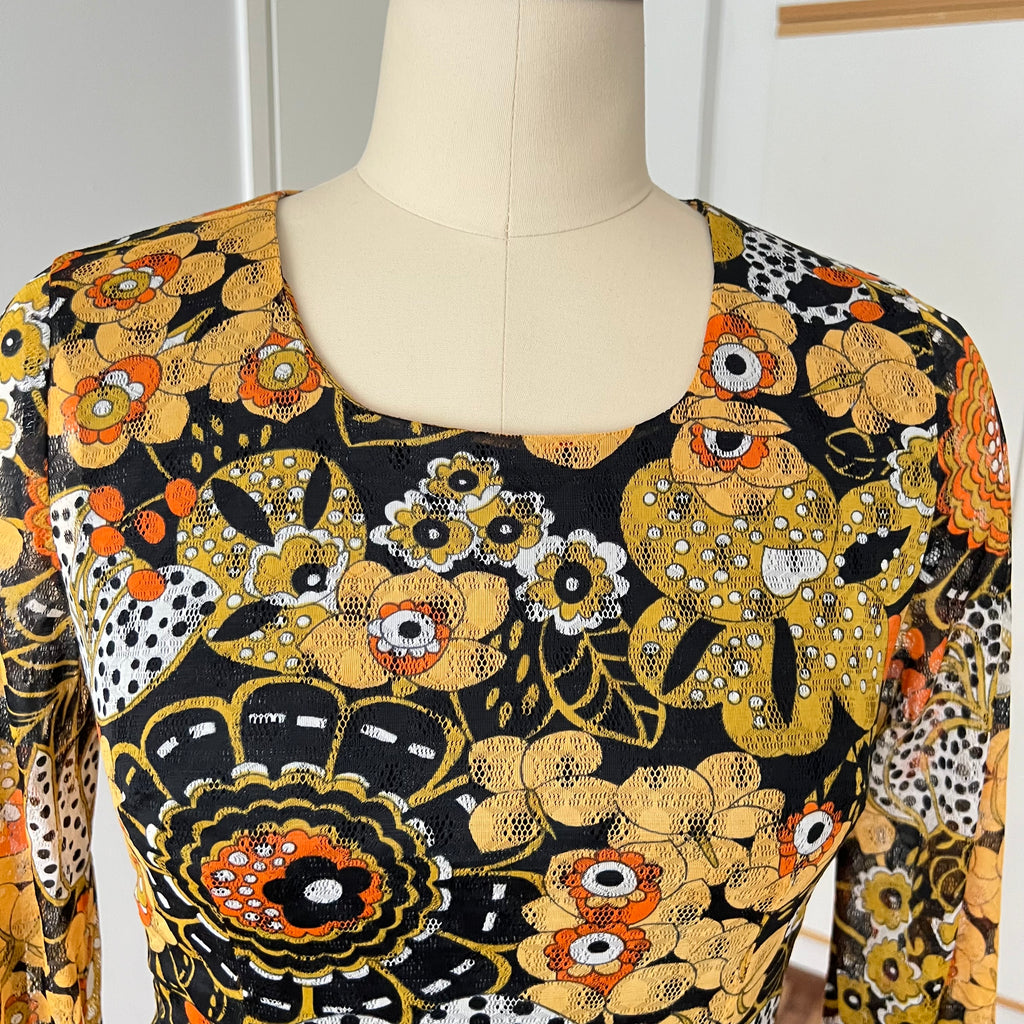 1970s Psychedelic Floral Midi Dress: Boho Ruffle Hem, Kirjomekko Finnish Vintage