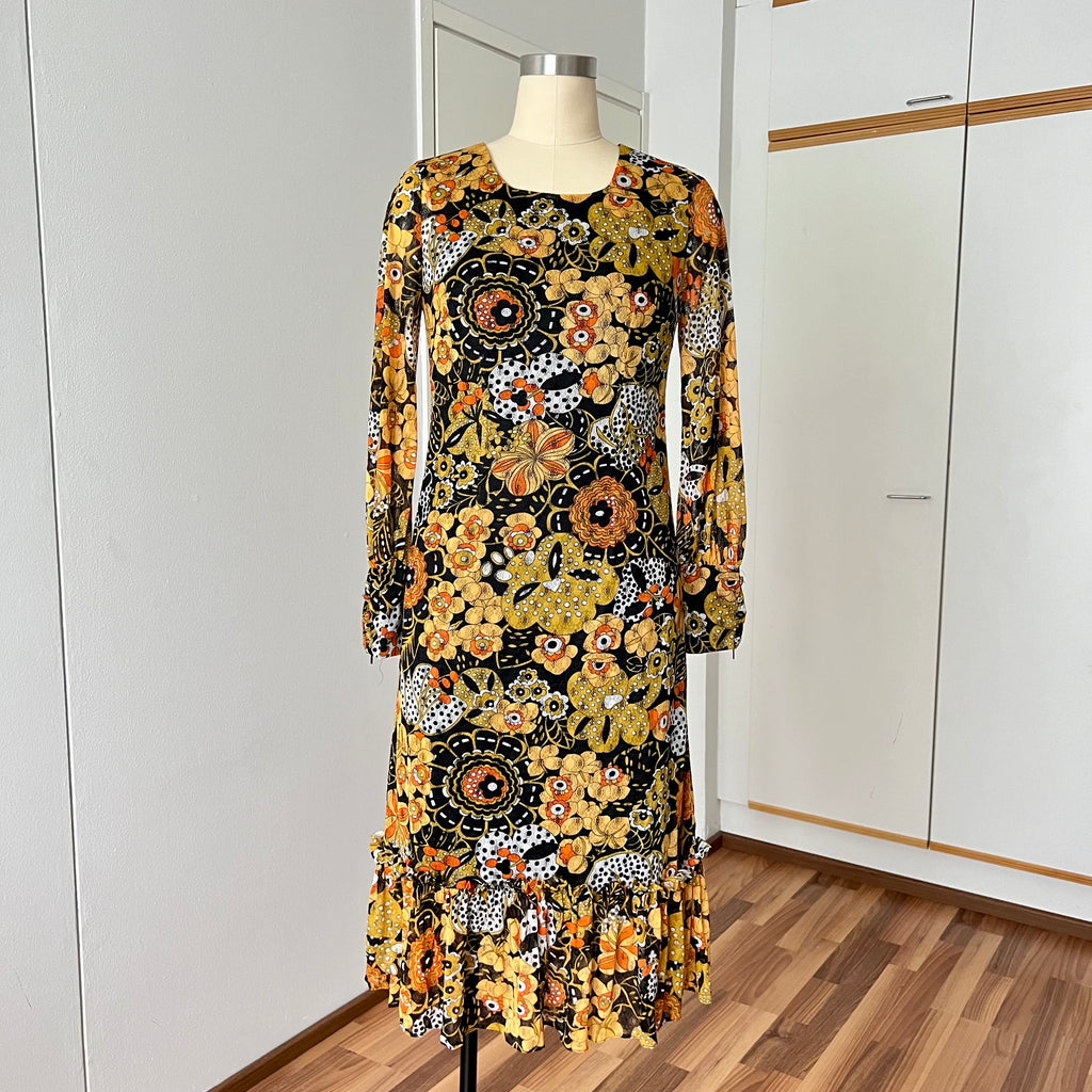 1970s Psychedelic Floral Midi Dress: Boho Ruffle Hem, Kirjomekko Finnish Vintage