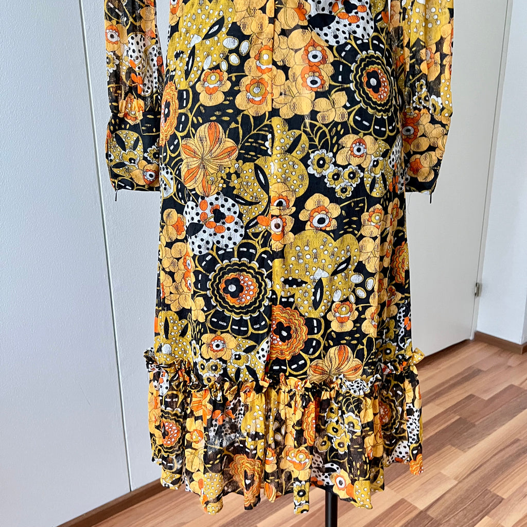 1970s Psychedelic Floral Midi Dress: Boho Ruffle Hem, Kirjomekko Finnish Vintage