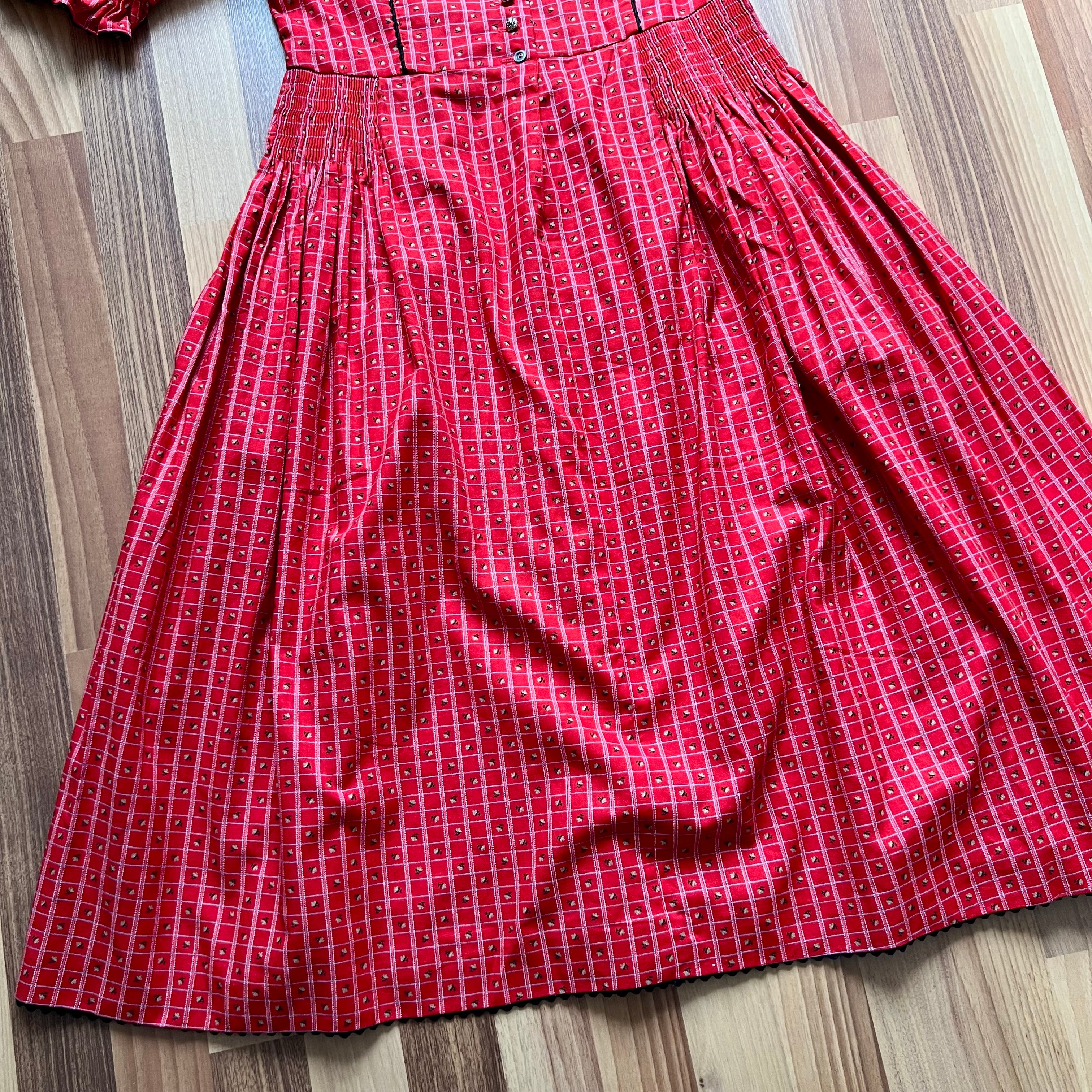 70s 80s Austrian Folk Midi Trachten Dress-Bavarian Puff Sleeve Dirndl Dress-Button Front Cottagecore