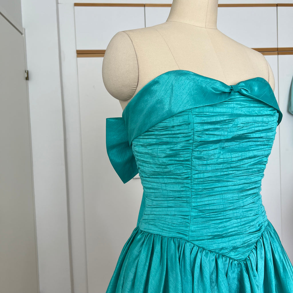 1980s Strapless Prom Party Dress-Ruched Bubble Hem Big Bow Taffeta Gown