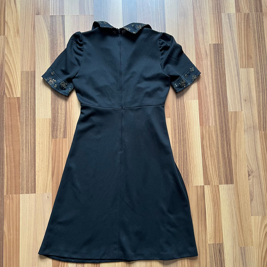 1970s  Dagger Collar Mod Mini Dress-Black Empire Waist Puff Sleeves Aline Summer Dress