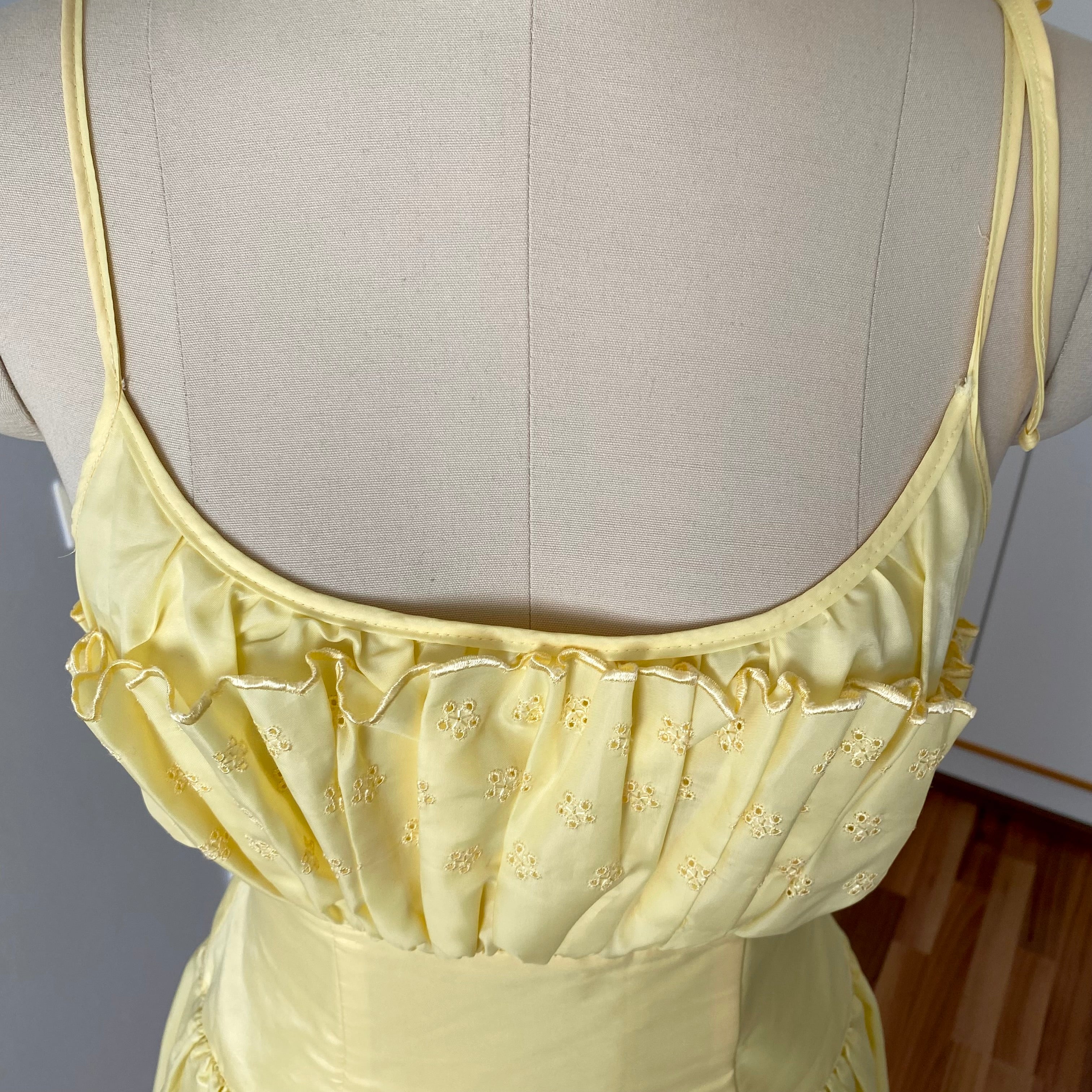 1980s Yellow Romantic Milkmaid Dress-Basque Waist Eyelet Ruffle Cocktail Dress