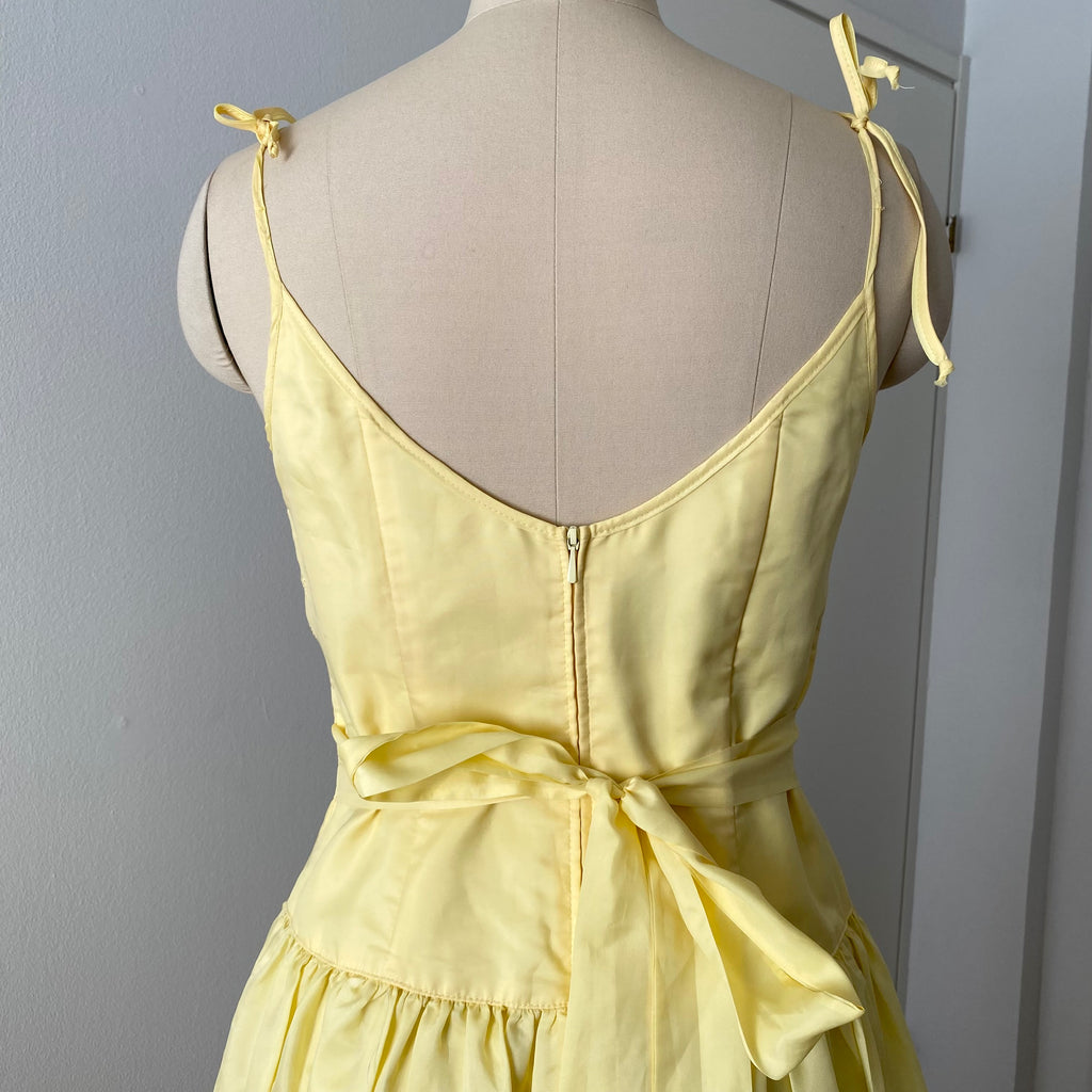 1980s Yellow Romantic Milkmaid Dress-Basque Waist Eyelet Ruffle Cocktail Dress