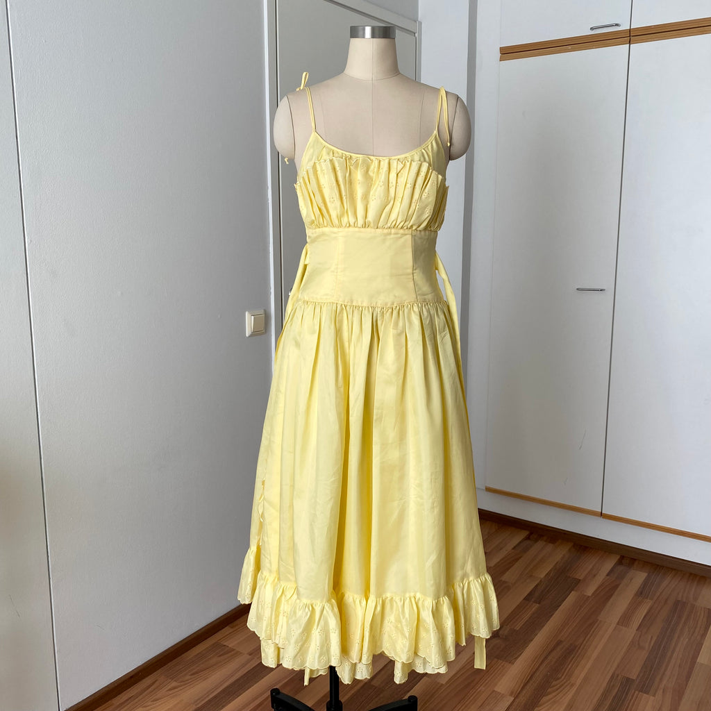 1980s Yellow Romantic Milkmaid Dress-Basque Waist Eyelet Ruffle Cocktail Dress