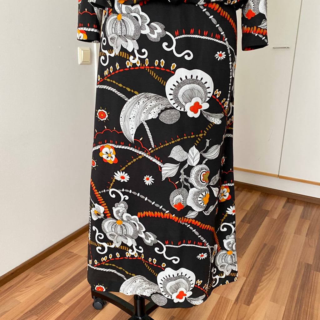 1970s Psychedelic Floral Maxi Dress-Black Vintage Peplum Waist Long Sleeves Dress