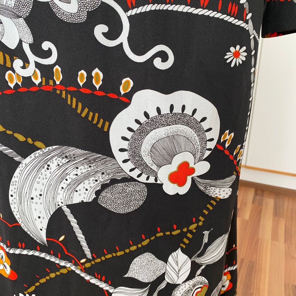 1970s Psychedelic Floral Maxi Dress-Black Vintage Peplum Waist Long Sleeves Dress