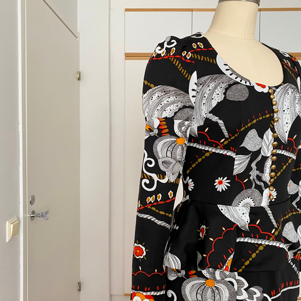1970s Psychedelic Floral Maxi Dress-Black Vintage Peplum Waist Long Sleeves Dress