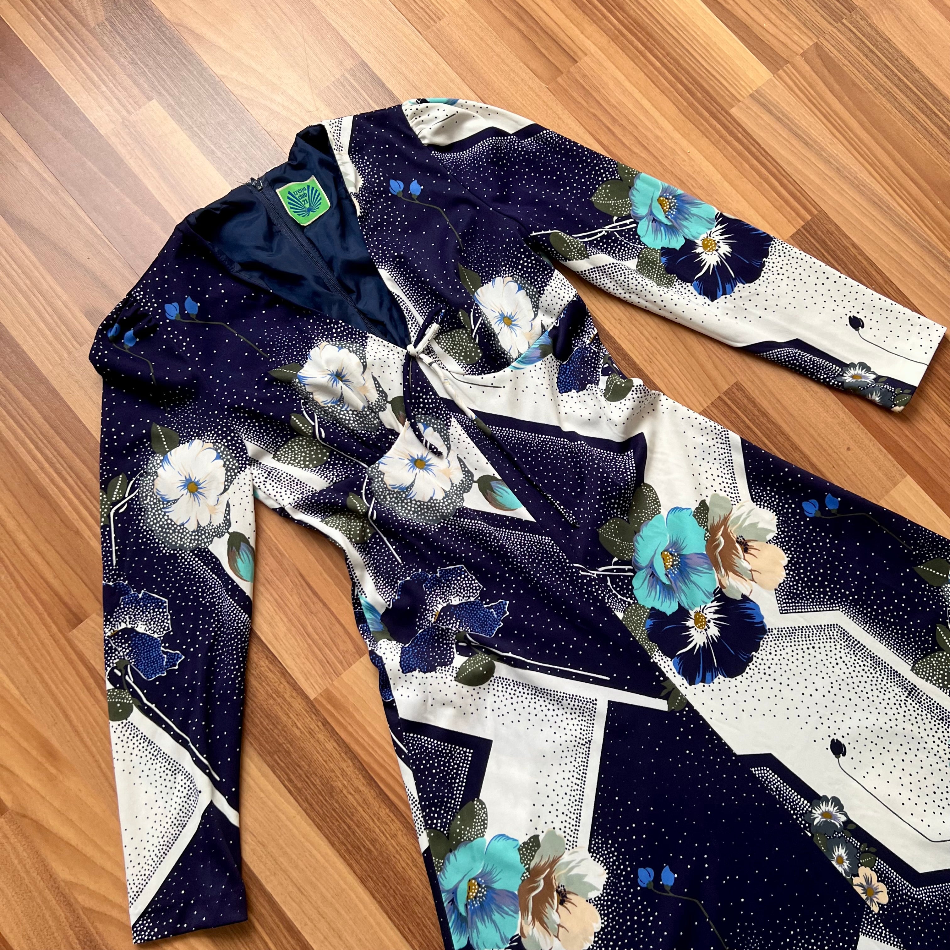 1970s Geometric Floral Maxi Dress V Neck Long Sleeves Hostess Gown Boho Empire Waist EU 36