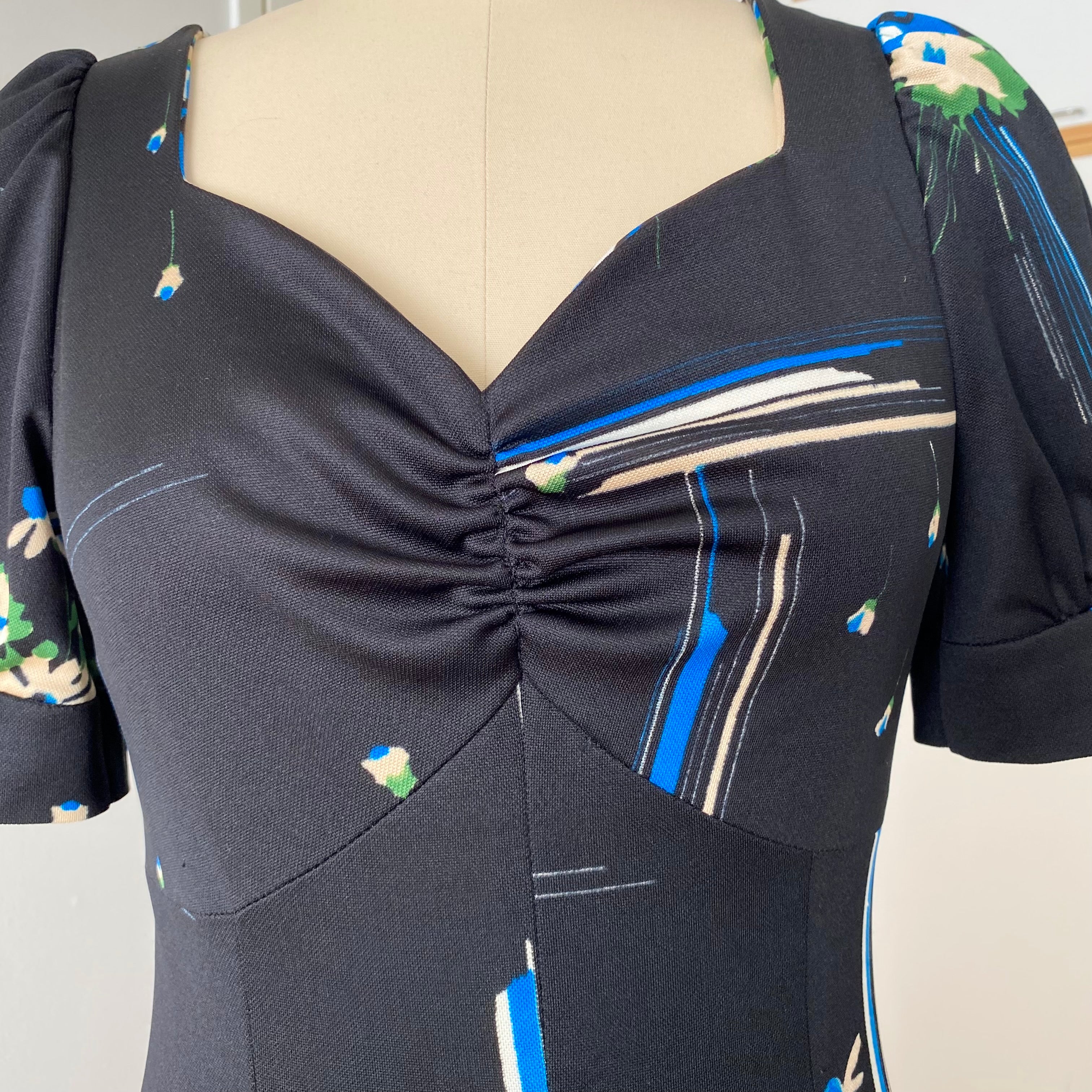 1970s KAUNOTAR Black Floral Maxi Dress-Puff Sleeves Finnish Vintage Dress