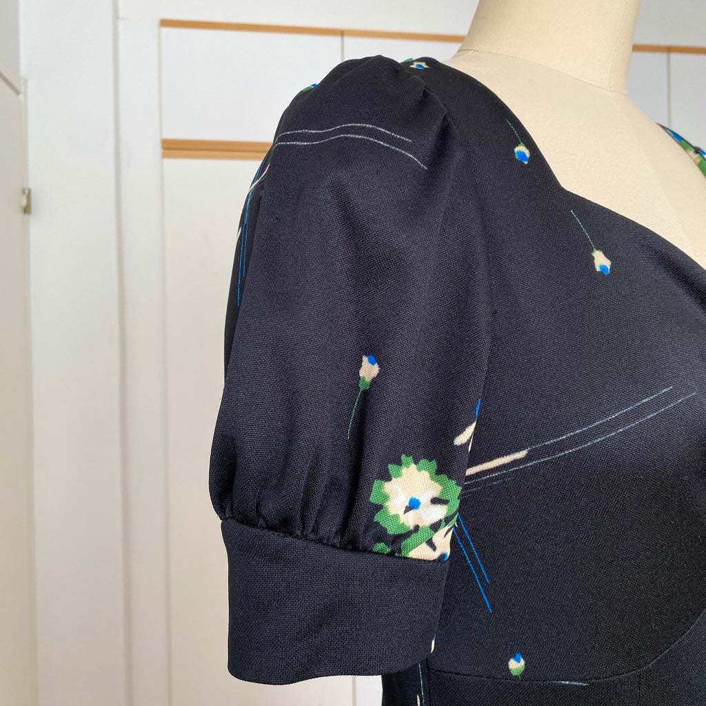 1970s KAUNOTAR Black Floral Maxi Dress-Puff Sleeves Finnish Vintage Dress