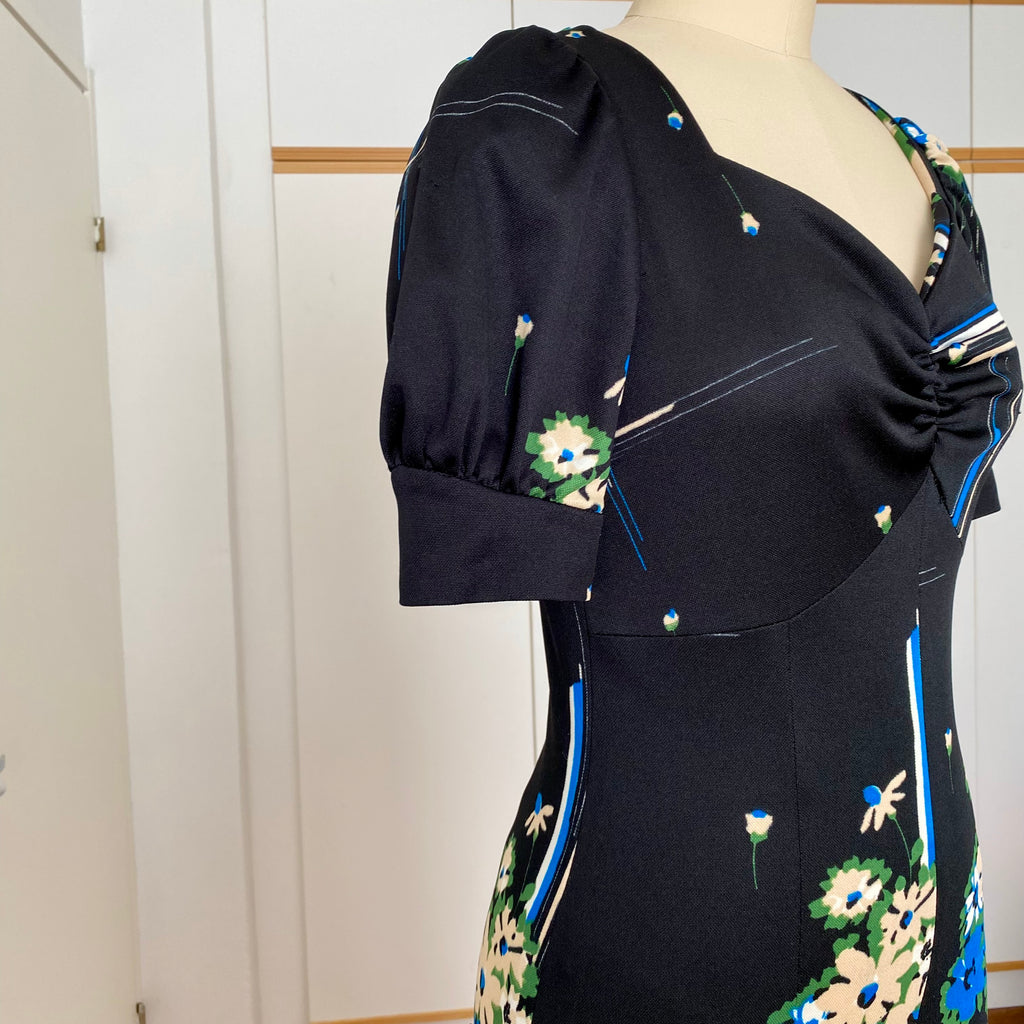 1970s KAUNOTAR Black Floral Maxi Dress-Puff Sleeves Finnish Vintage Dress