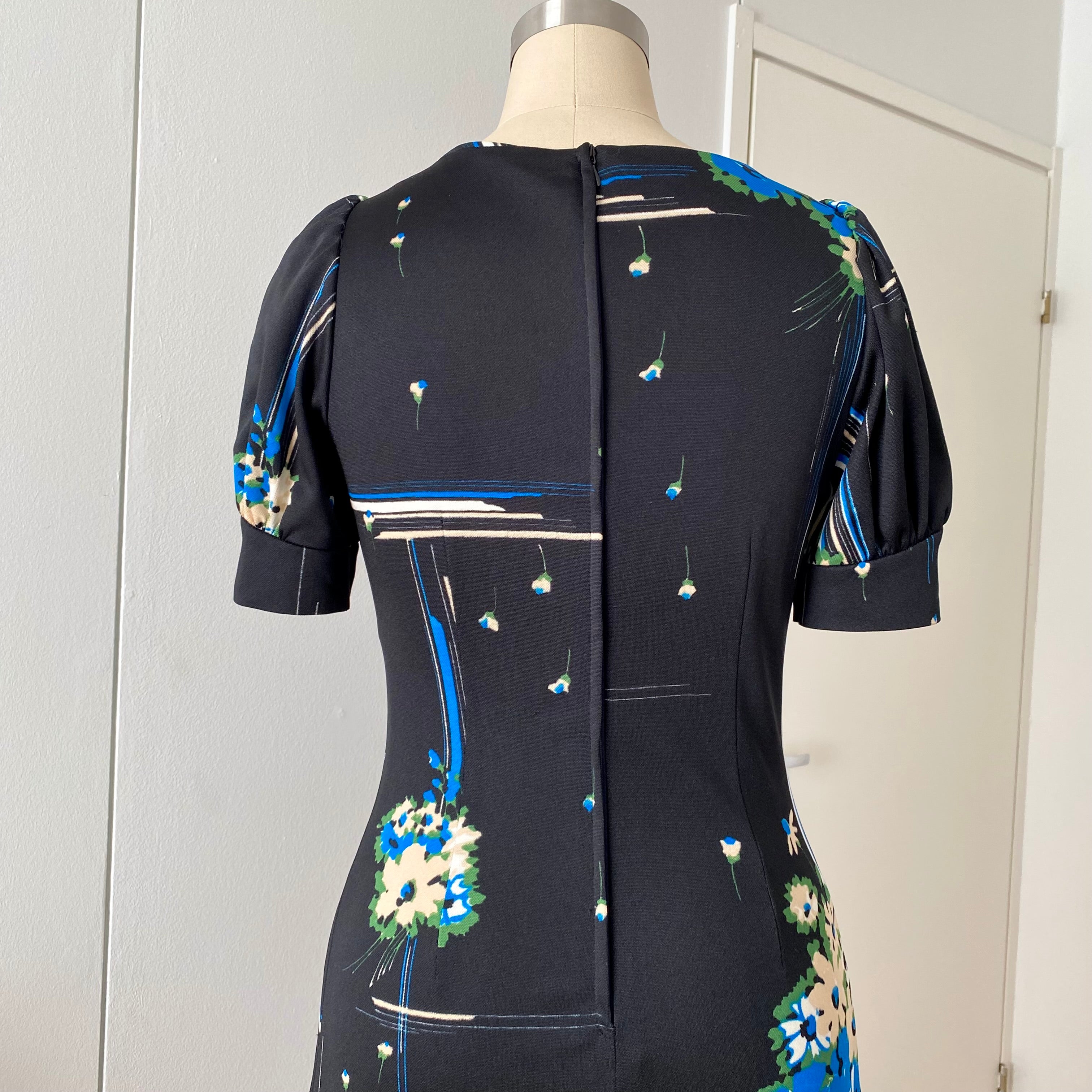 1970s KAUNOTAR Black Floral Maxi Dress-Puff Sleeves Finnish Vintage Dress