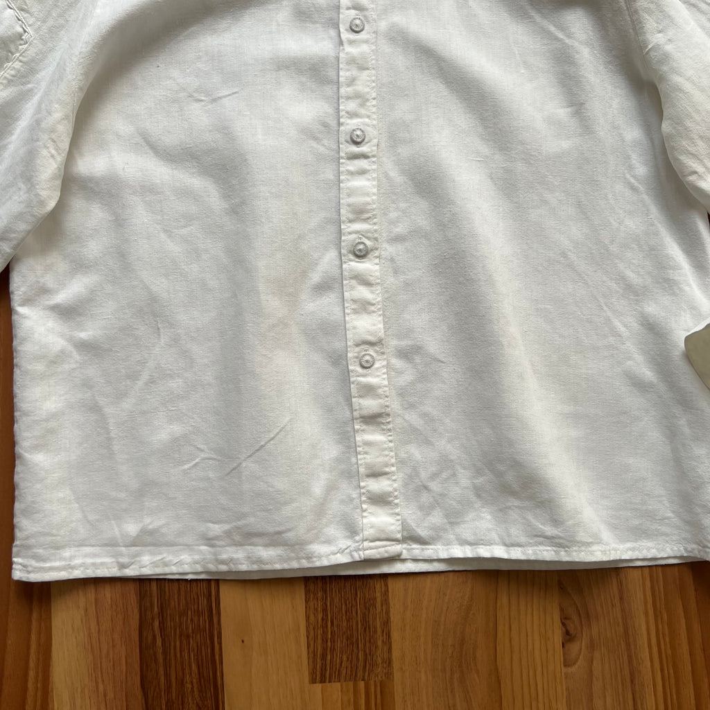 1980s Vintage Embroidered Linen Blouse White Bavarian Folk Prairie Shirt Button Front