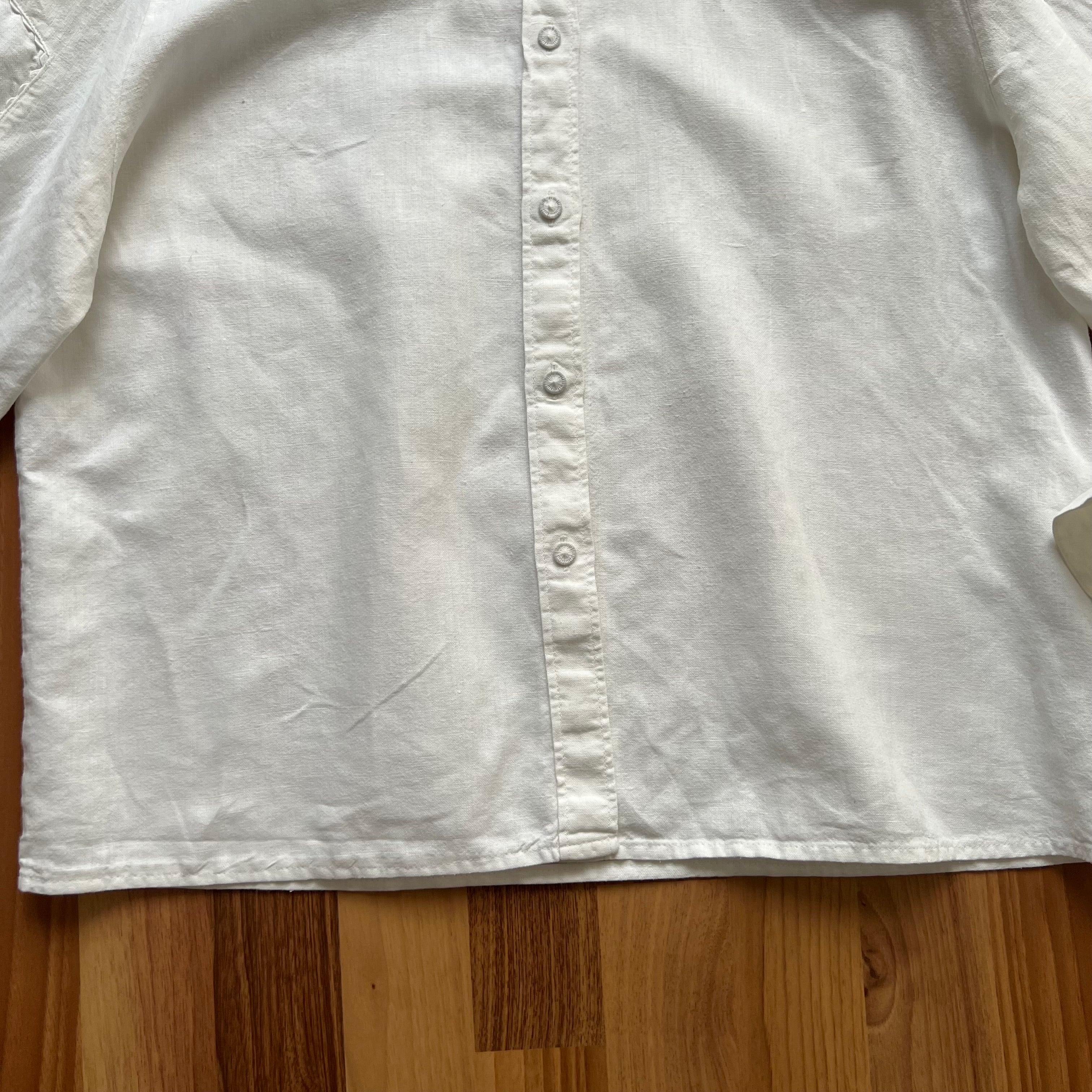 1980s Vintage Embroidered Linen Blouse White Bavarian Folk Prairie Shirt Button Front
