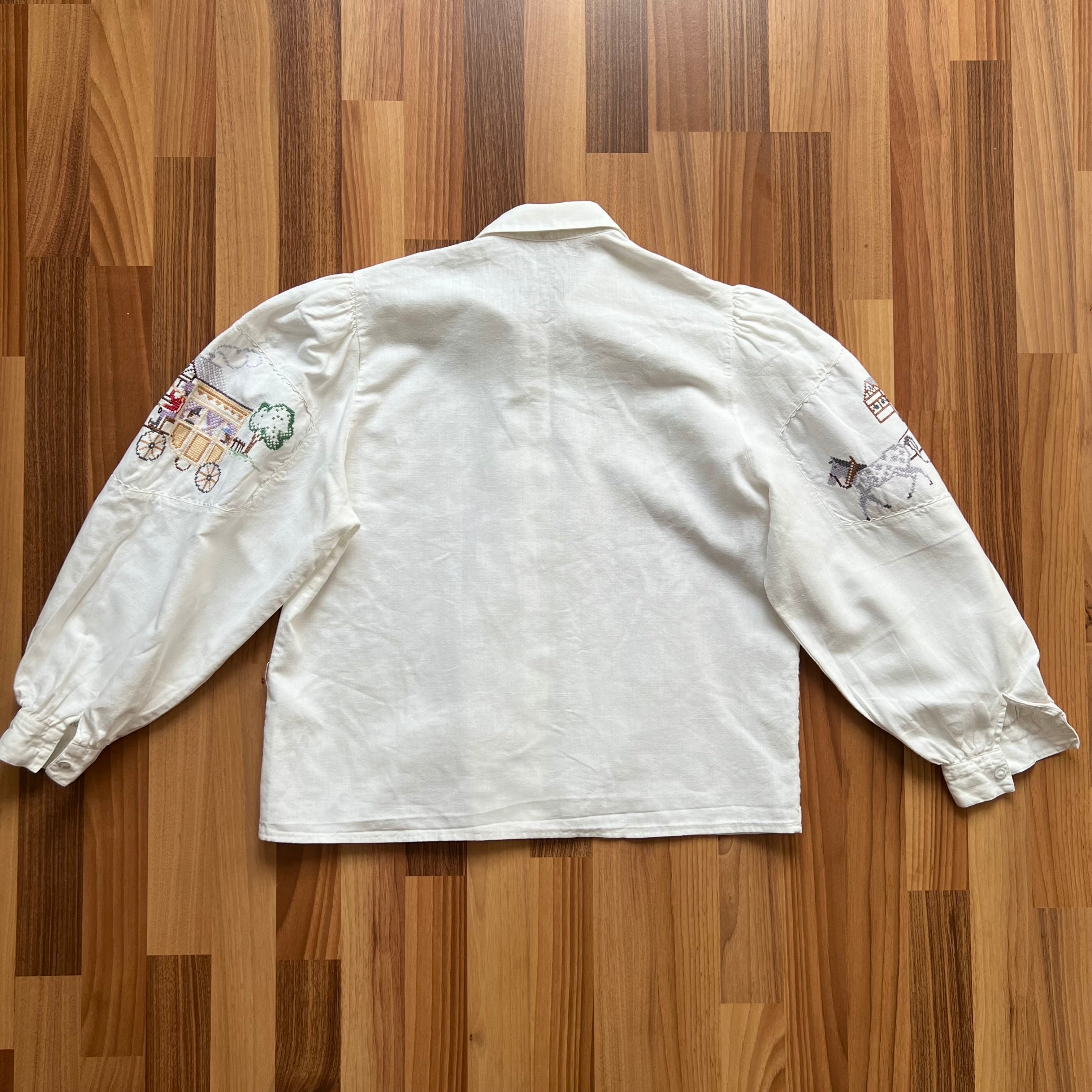 1980s Vintage Embroidered Linen Blouse White Bavarian Folk Prairie Shirt Button Front