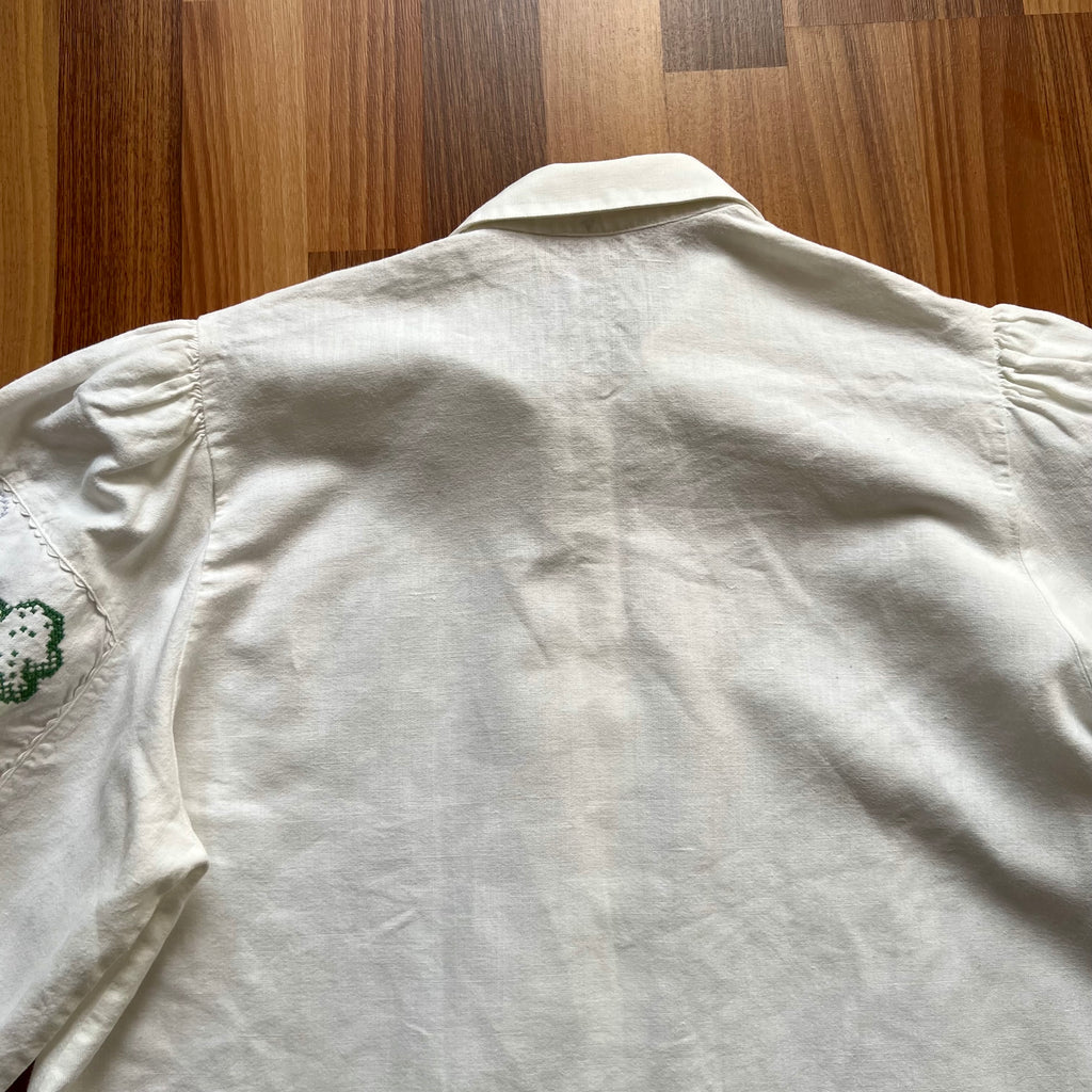 1980s Vintage Embroidered Linen Blouse White Bavarian Folk Prairie Shirt Button Front