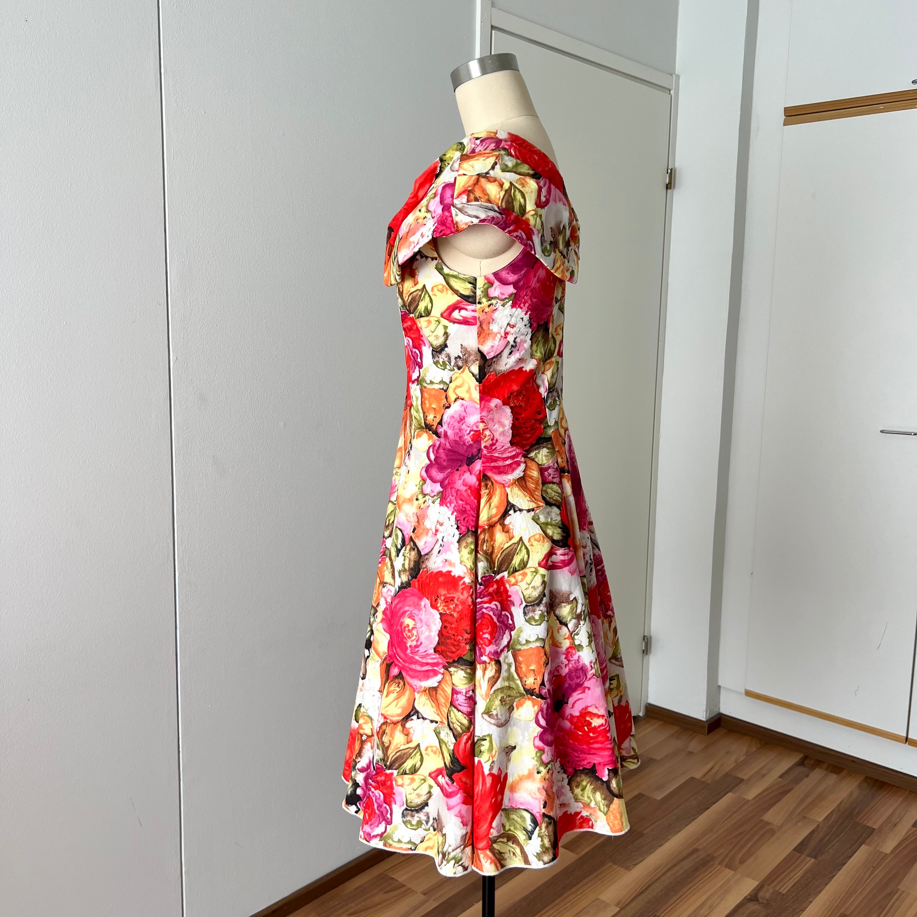 1980s Floral Rockabilly Cotton Dress-Off Shoulder Portrait Fit and Flare Swing Dress-80s Does 50s