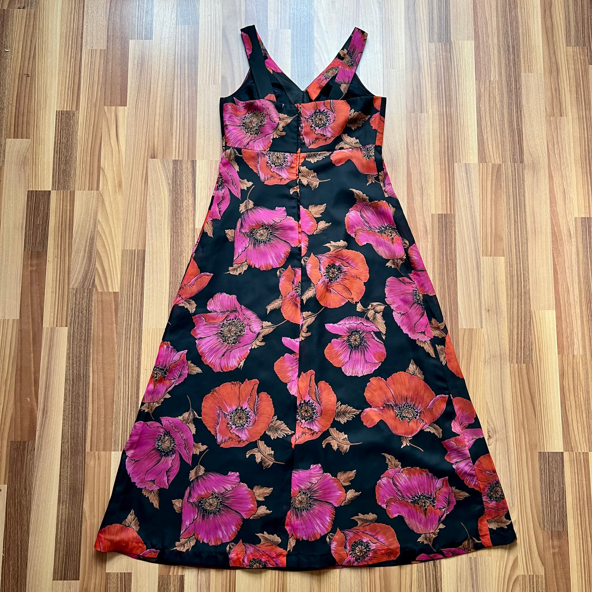 1970s Vintage Floral Maxi Dress-Sleeveless V Neck Summer Sun Dress