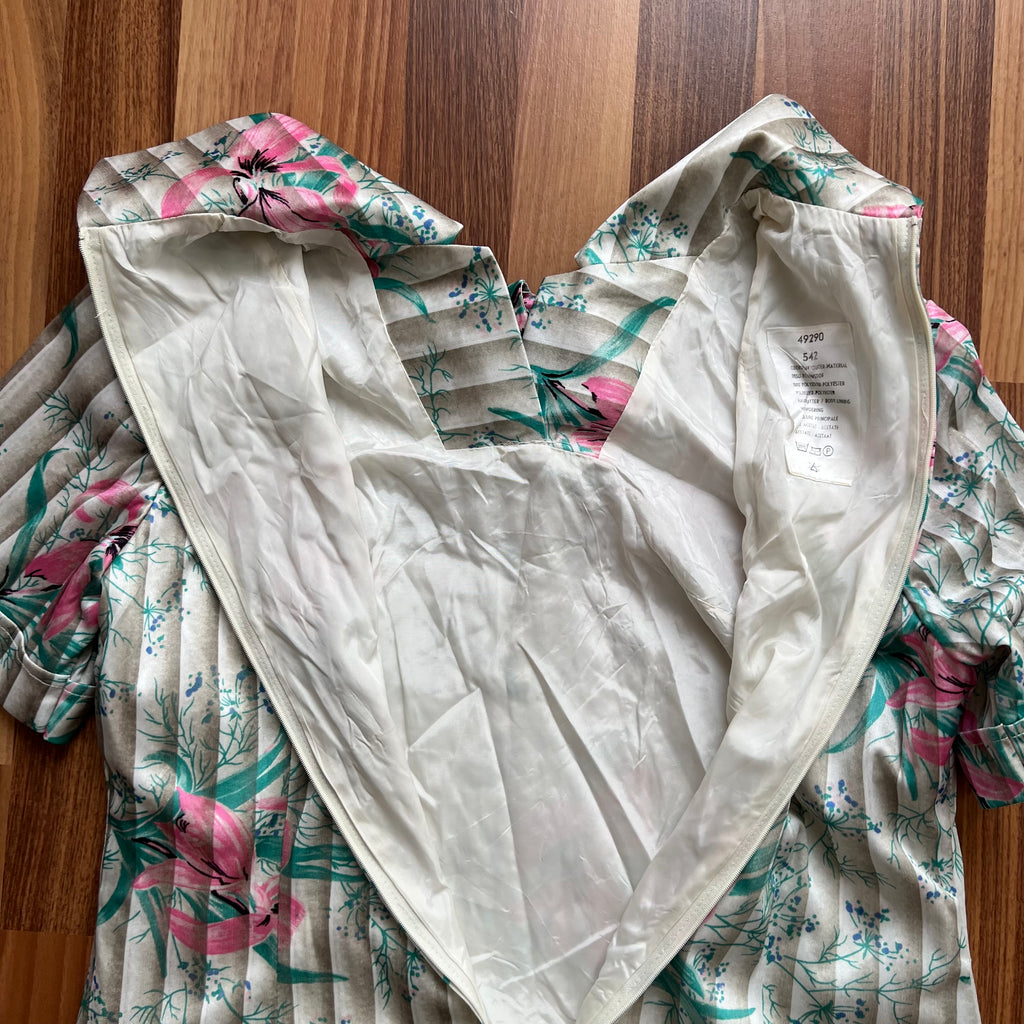 1970s Vintage Floral Shift Dress-Short Sleeves Mini Mod Dress-Retro Secretary Day Dress
